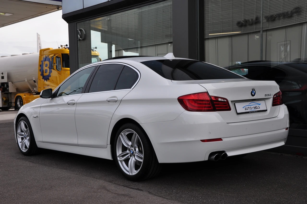 BMW 530i Steptronic-image-7