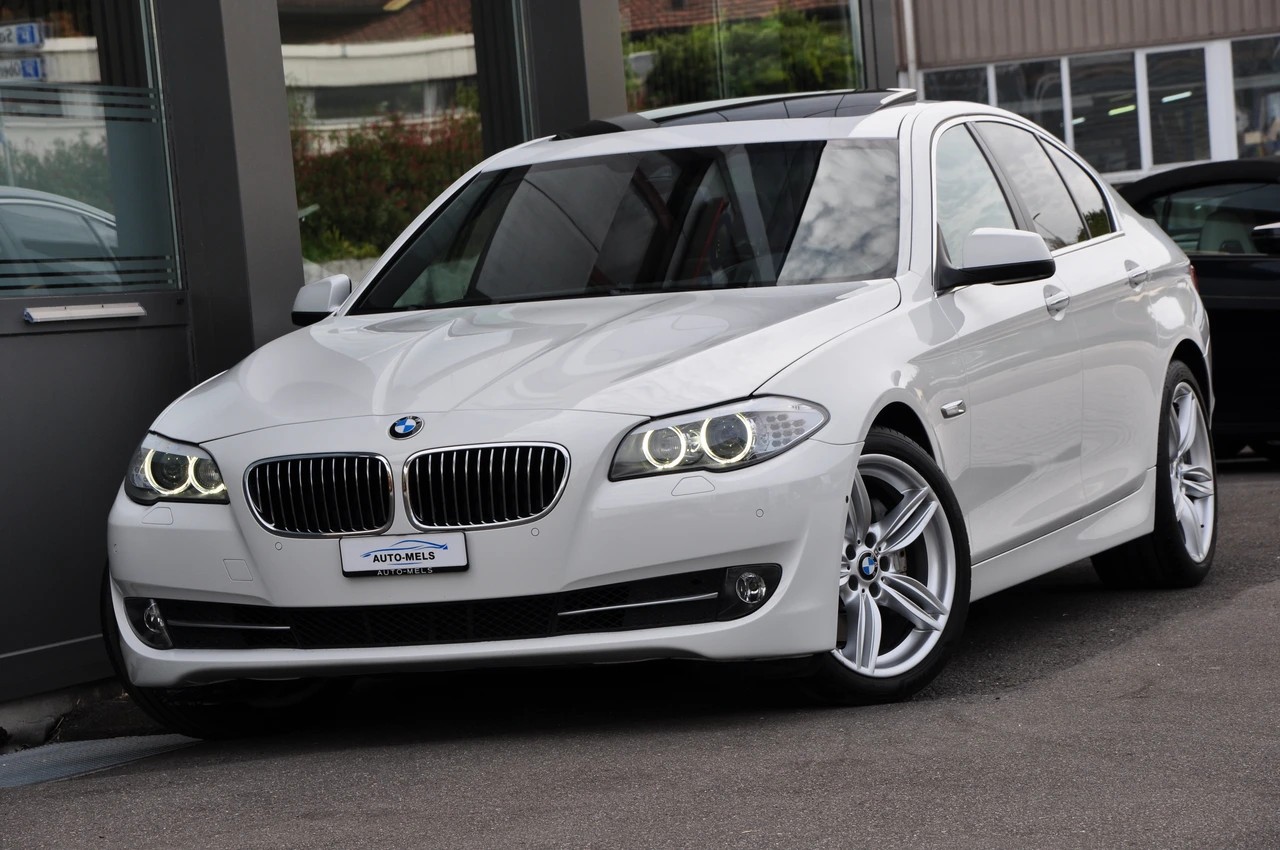 BMW 530i Steptronic-image-1
