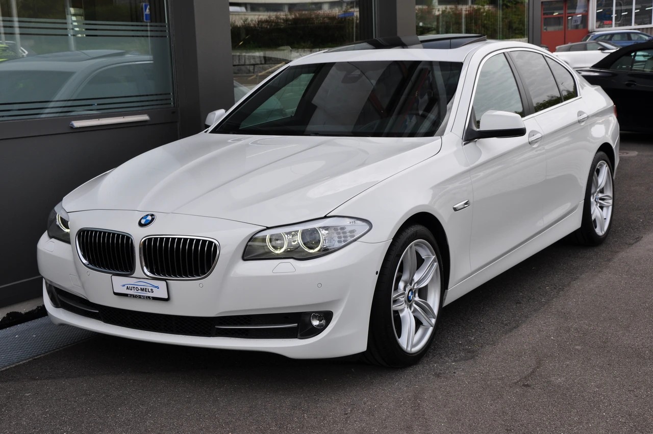 BMW 530i Steptronic-image-2