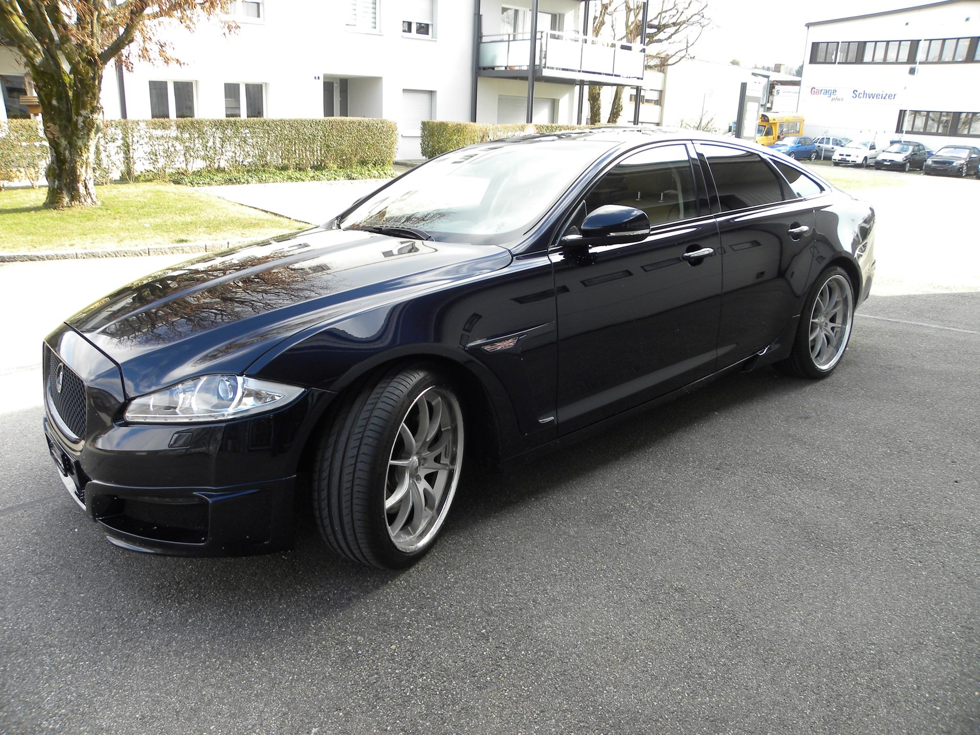 JAGUAR XJ 3.0d V6 STARTECH Automatic-image-5