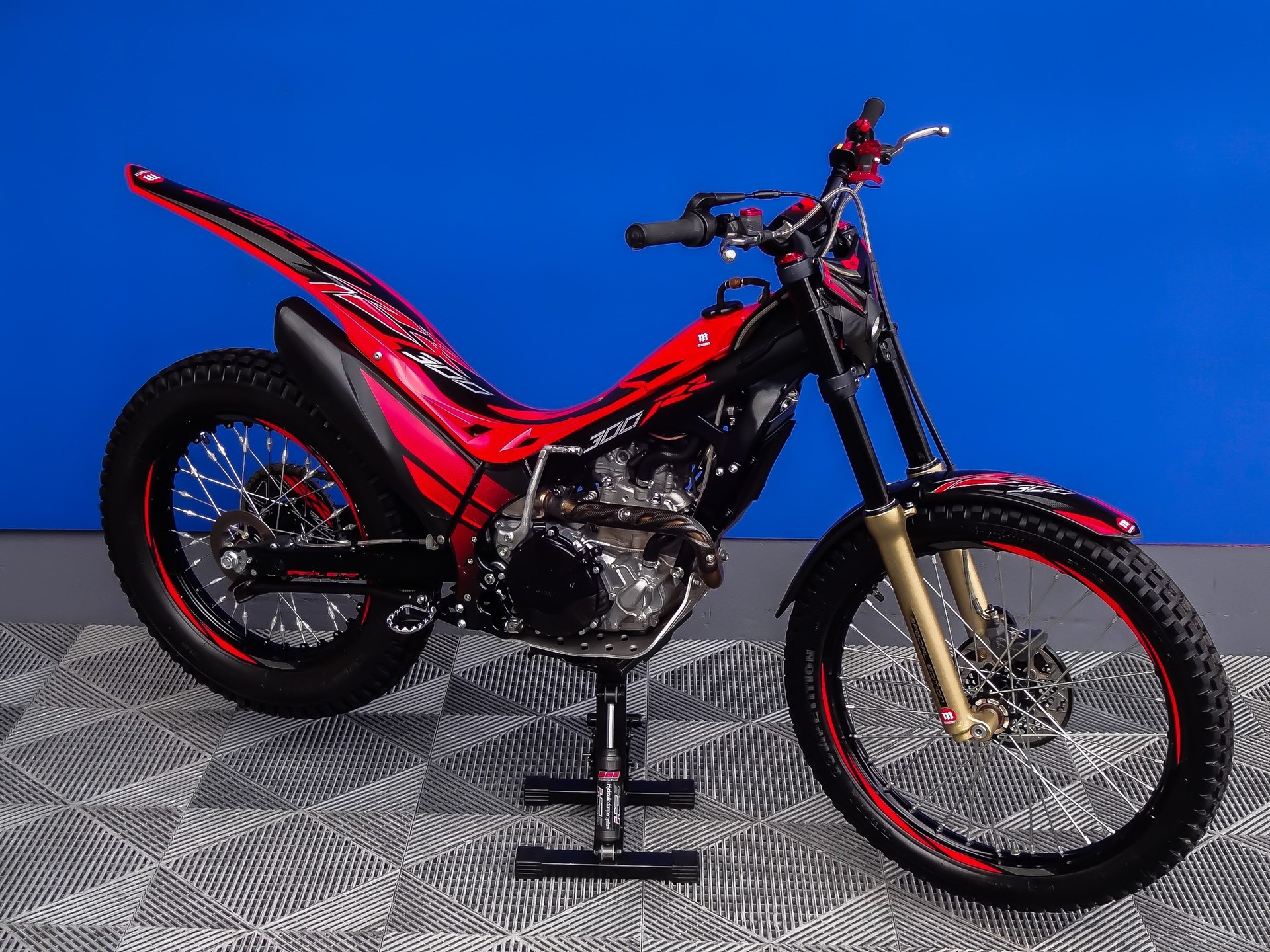 MONTESA 4RT 300RR-showroom-element-2