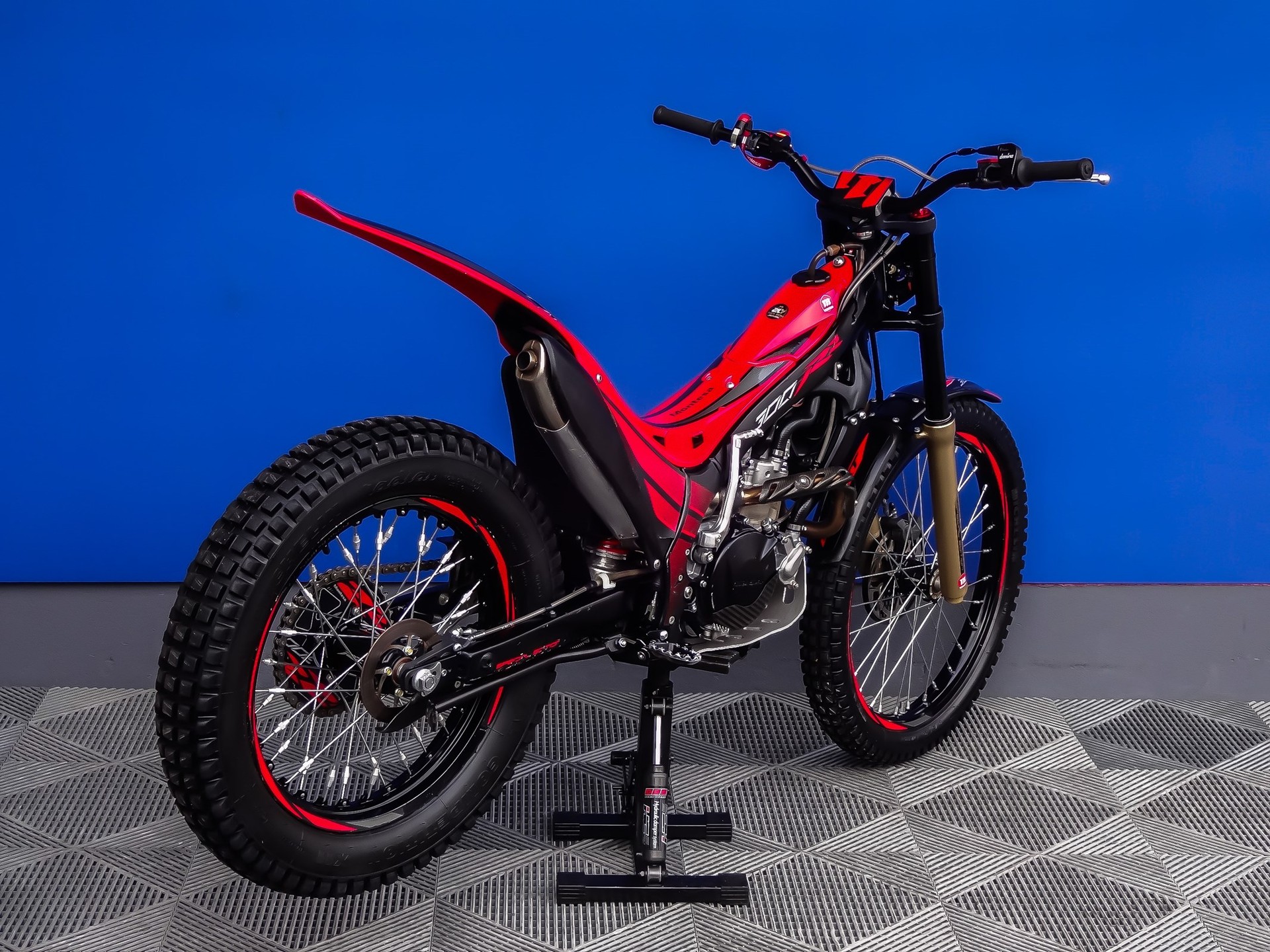 MONTESA 4RT 300RR-showroom-element-3