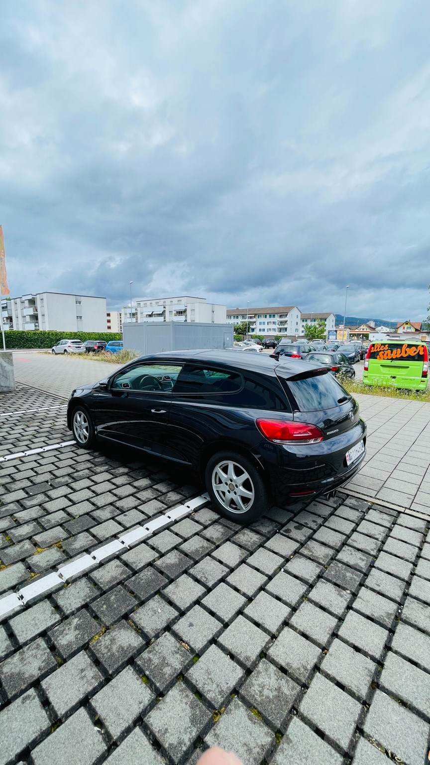 VW Scirocco 2.0 TSI DSG-image-5