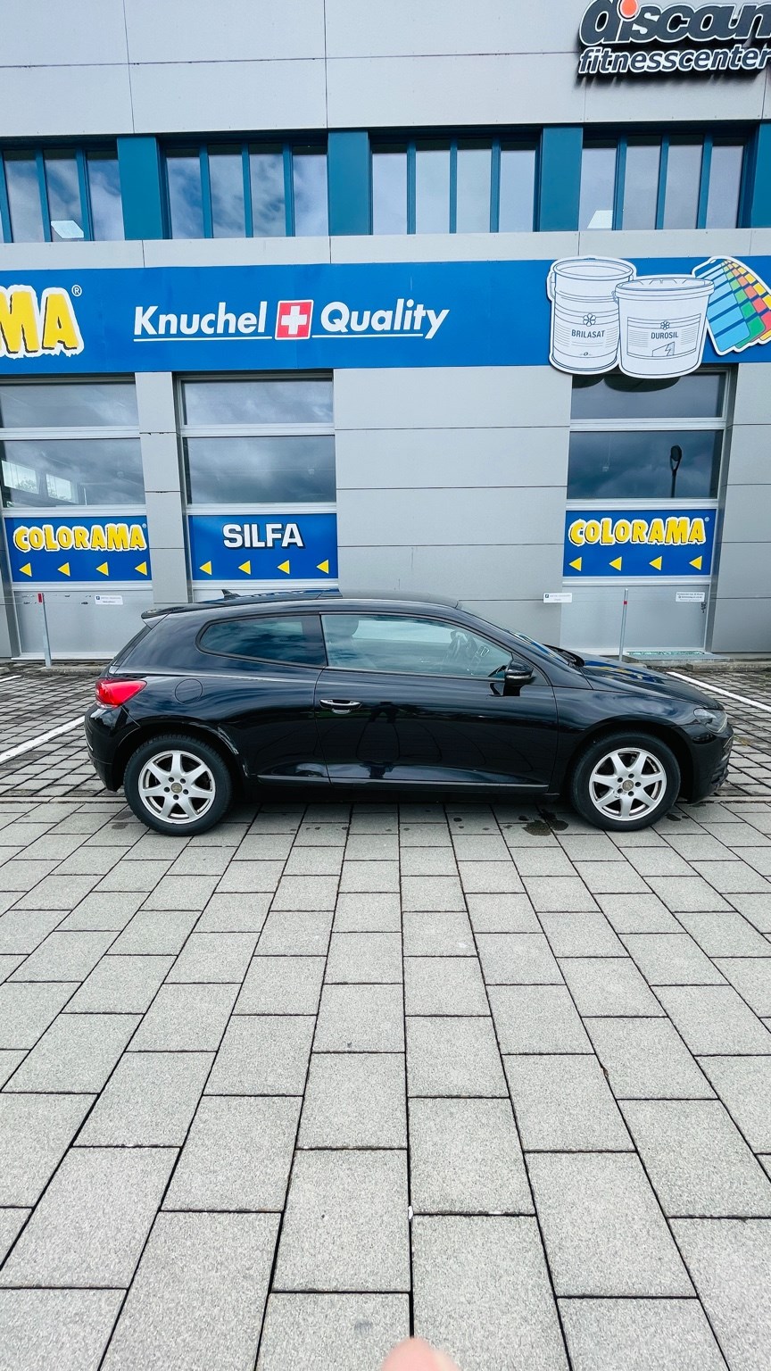 VW Scirocco 2.0 TSI DSG-image-2