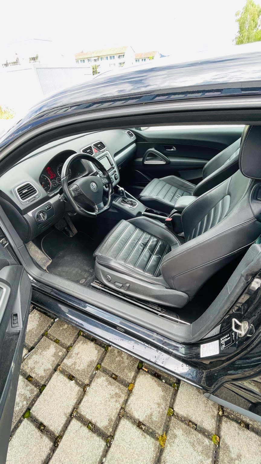 VW Scirocco 2.0 TSI DSG-image-11