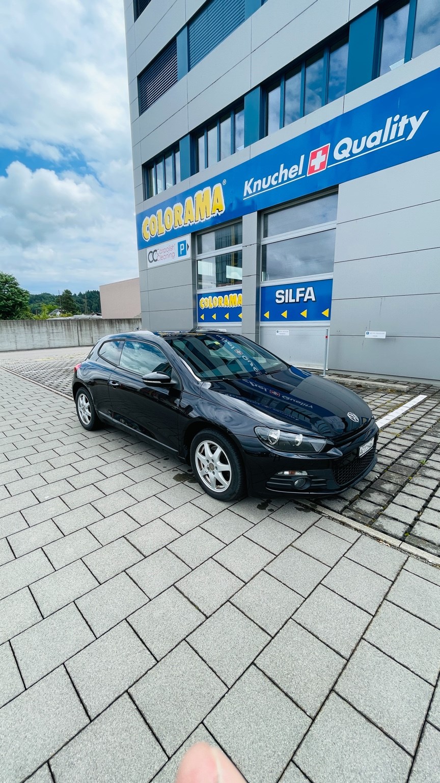 VW Scirocco 2.0 TSI DSG-image-1