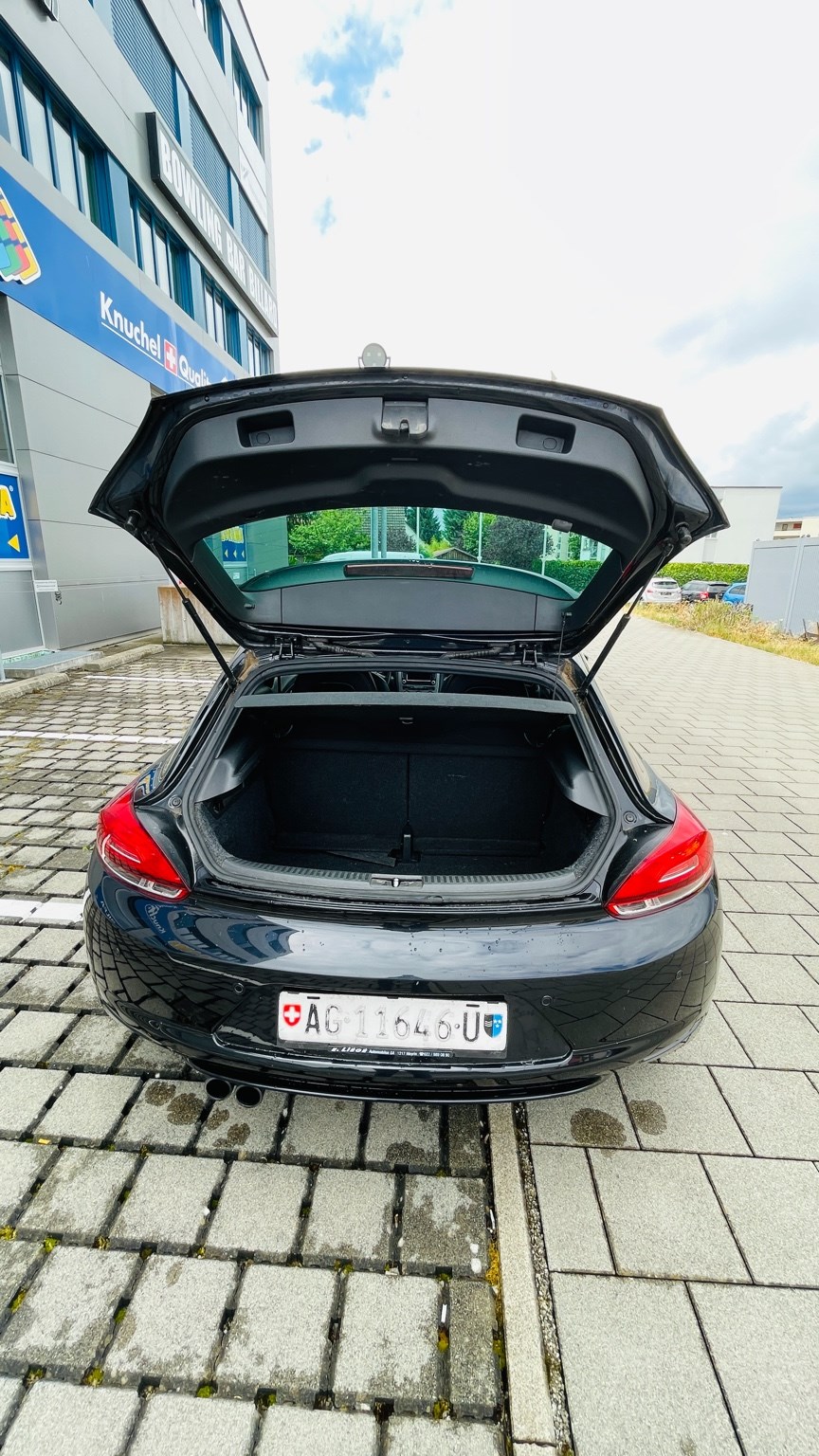 VW Scirocco 2.0 TSI DSG-image-8