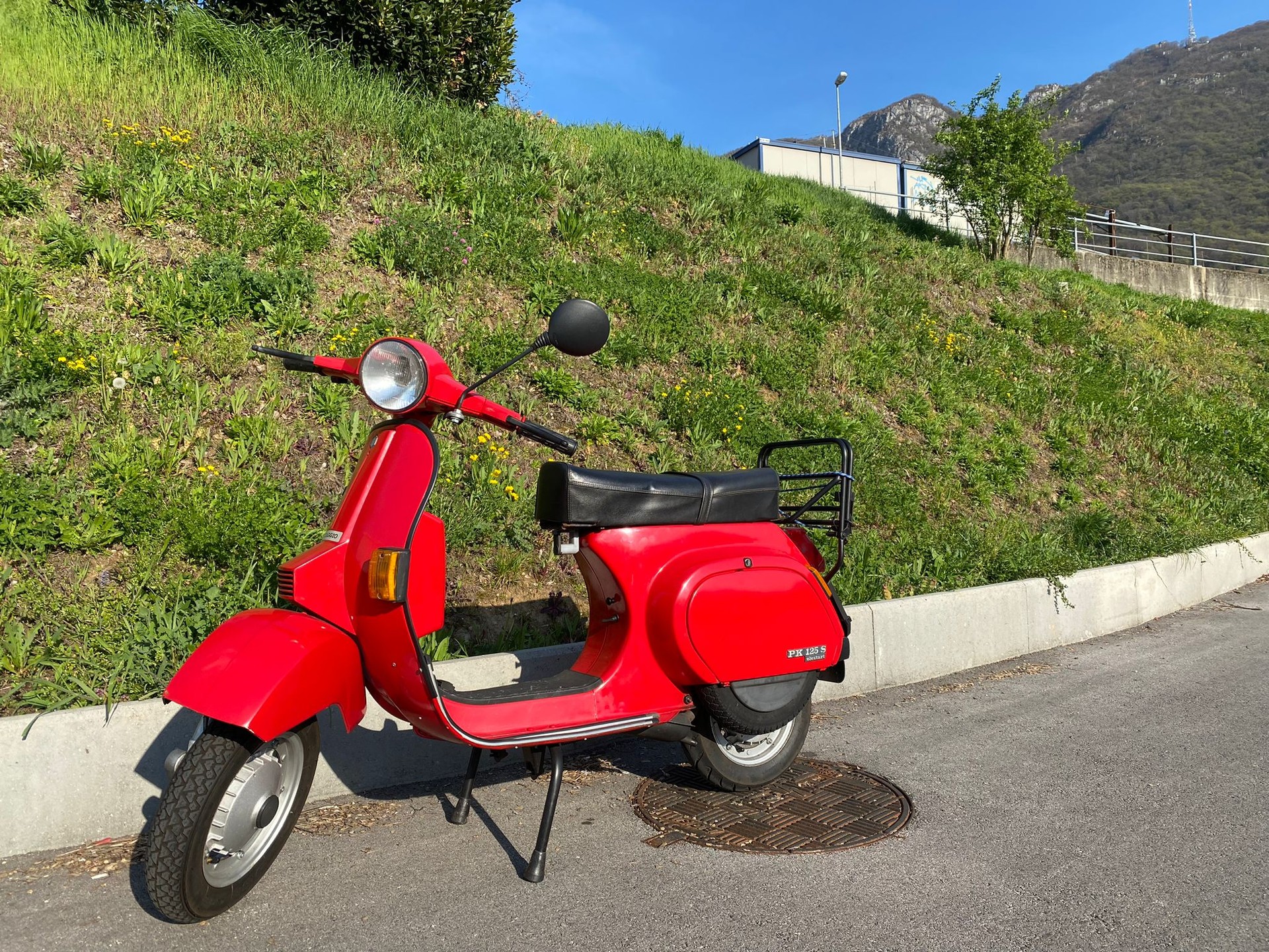 PIAGGIO s-showroom-element-2