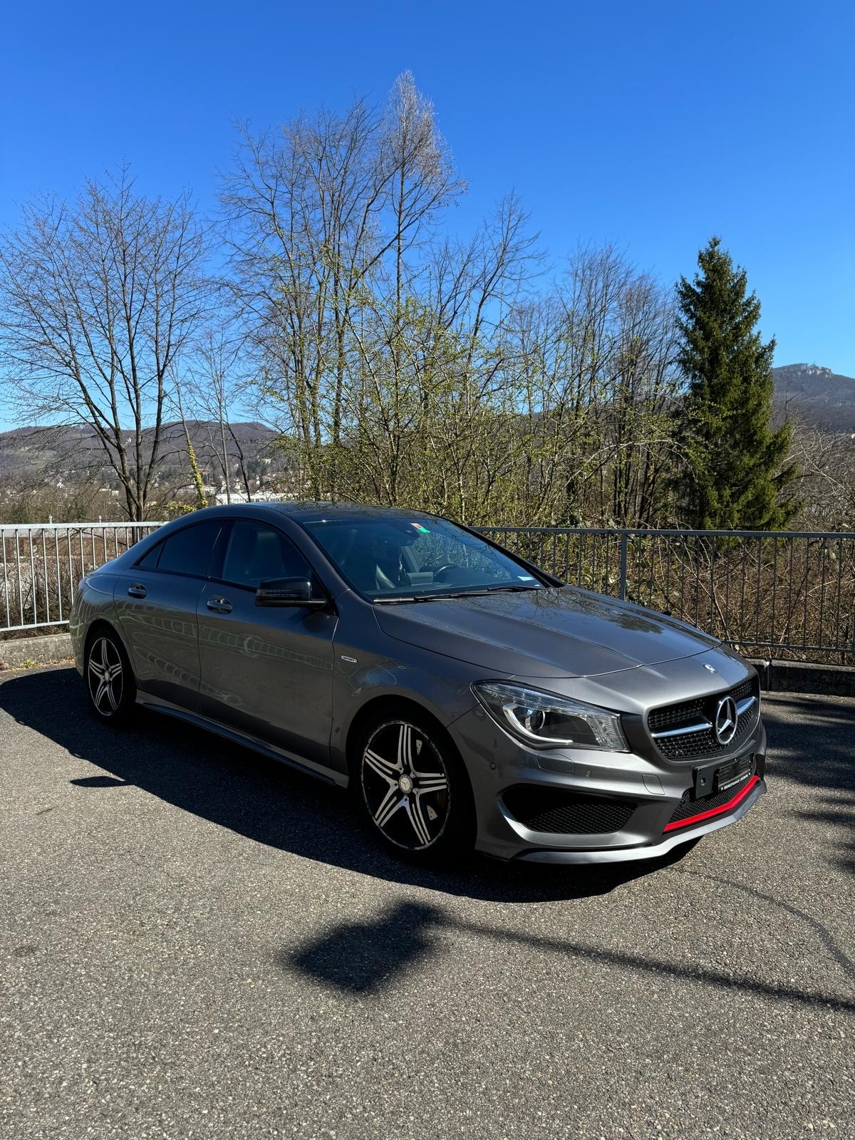 MERCEDES-BENZ CLA 250 Sport 7G-DCT 4Matic-image-4