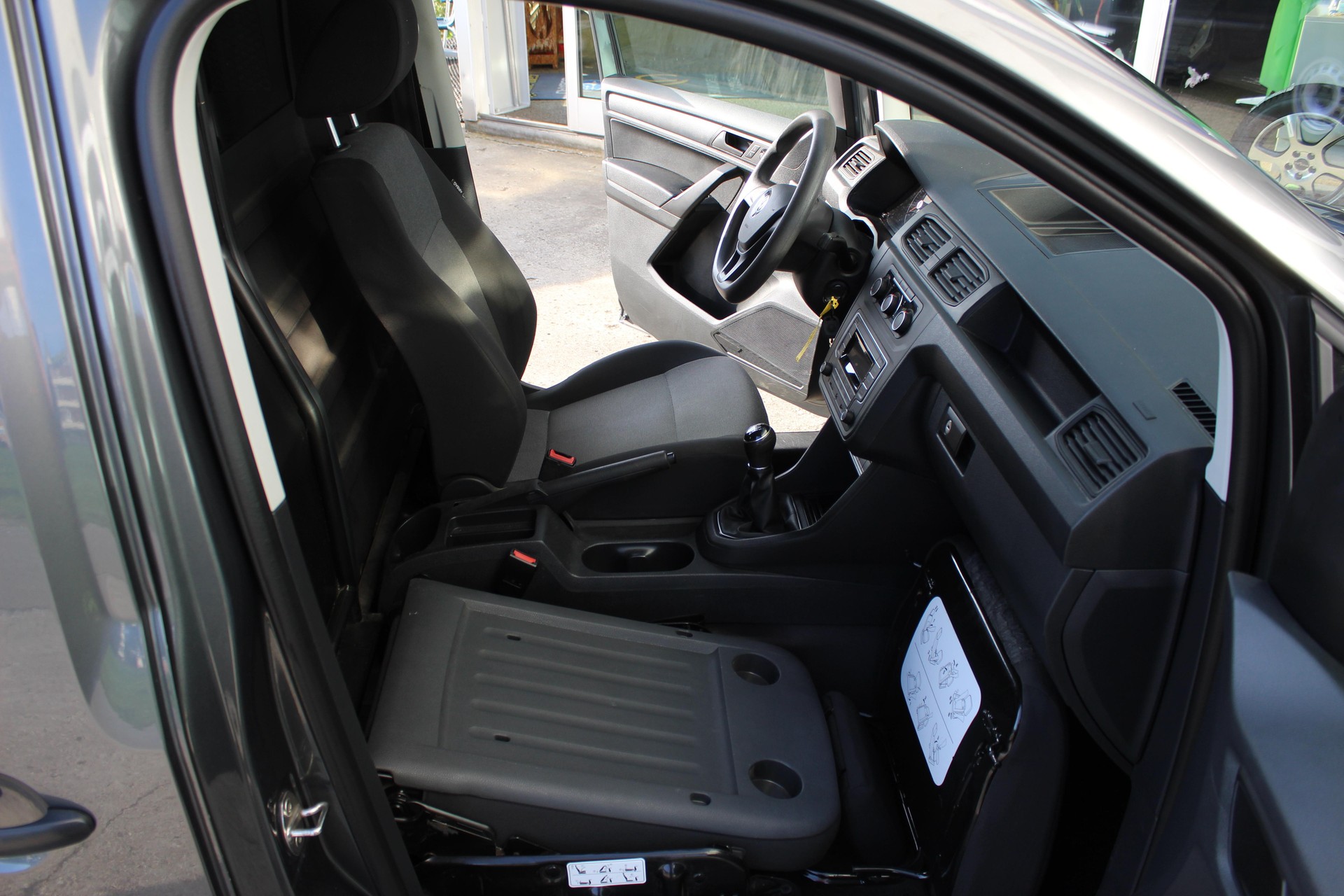 VW Caddy Maxi Kaw. 1.4 TSI BlueMT-image-9