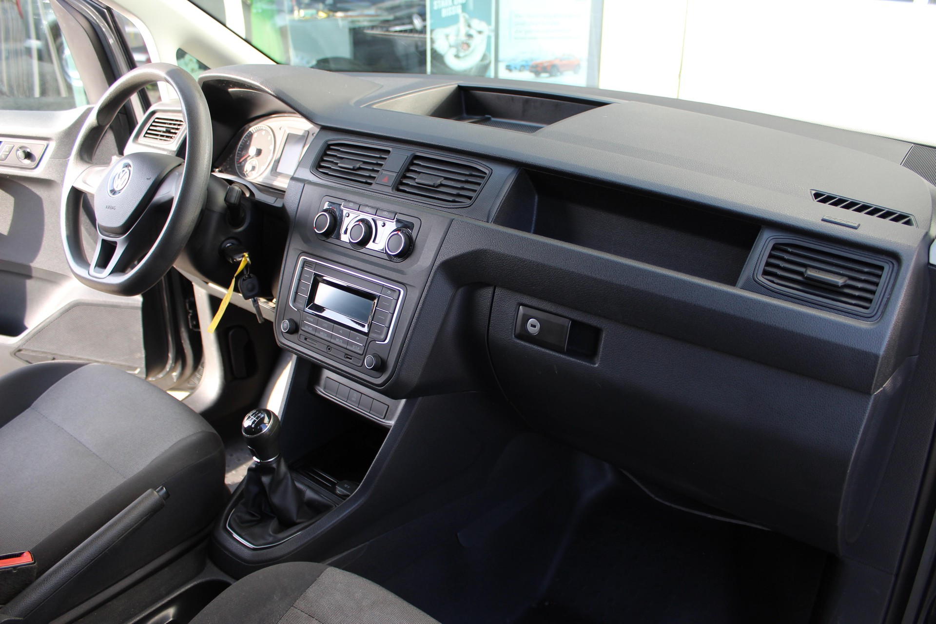 VW Caddy Maxi Kaw. 1.4 TSI BlueMT-image-11