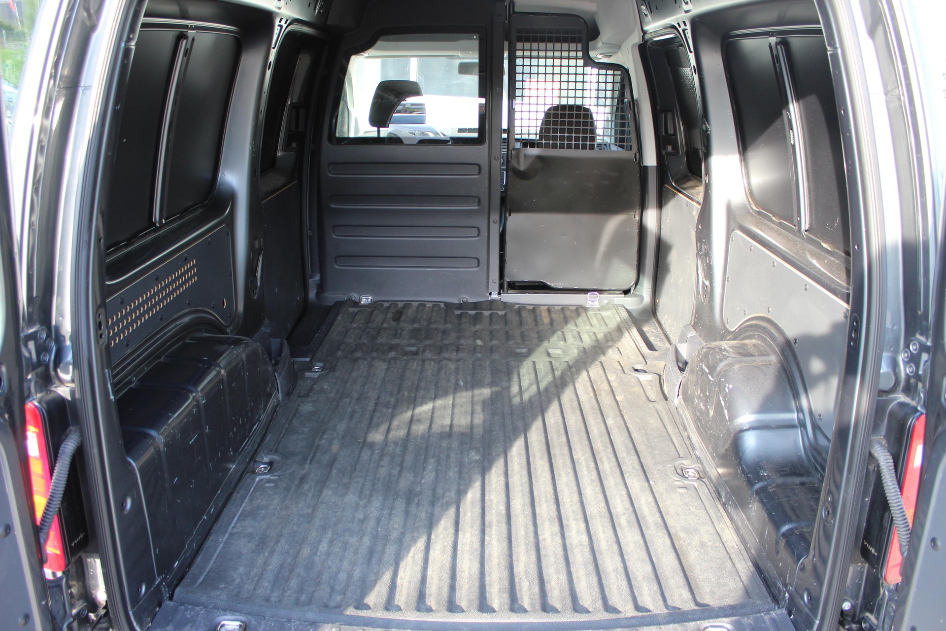 VW Caddy Maxi Kaw. 1.4 TSI BlueMT-image-6