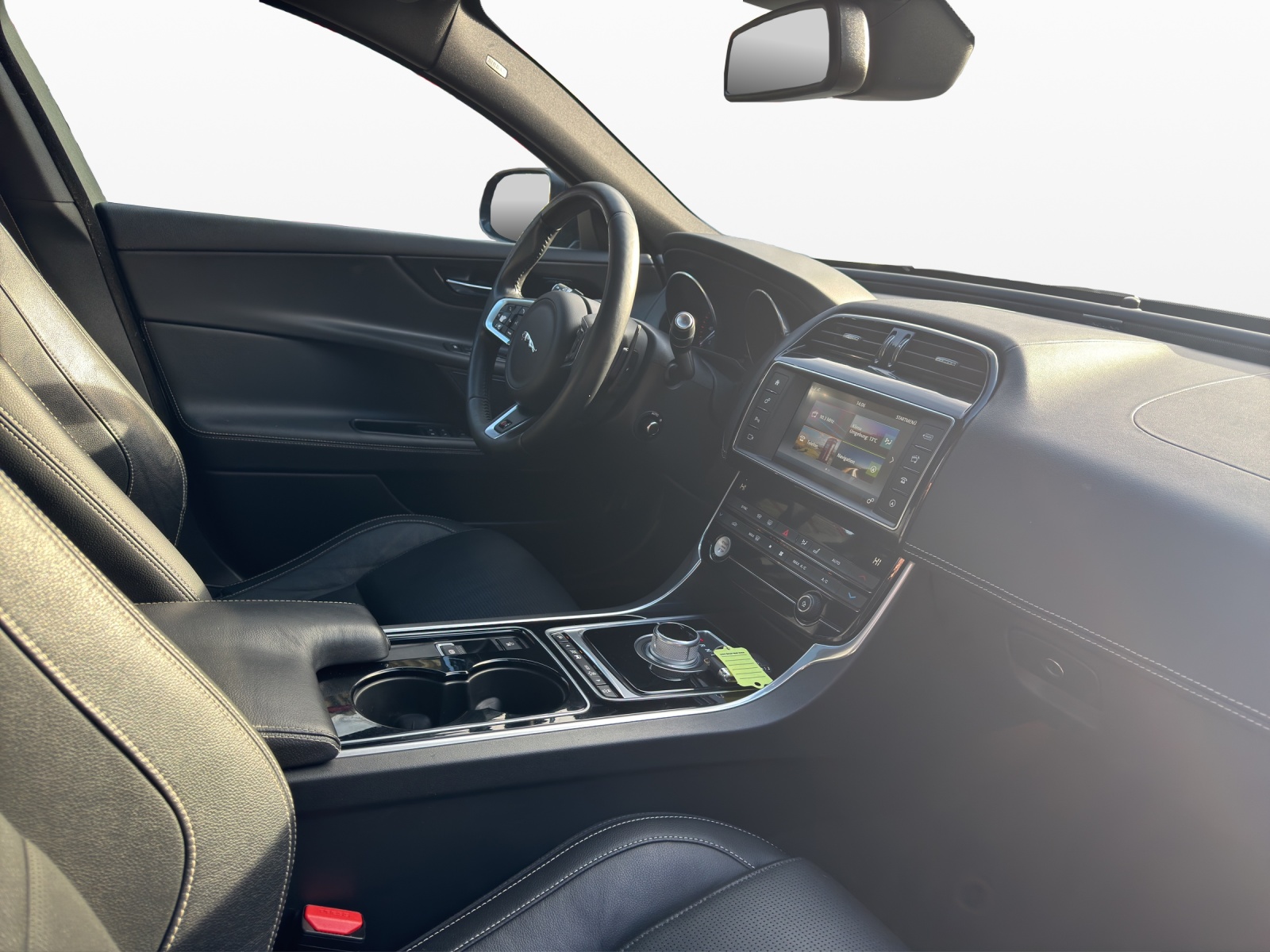 JAGUAR XE S 3.0 Automatic-image-14