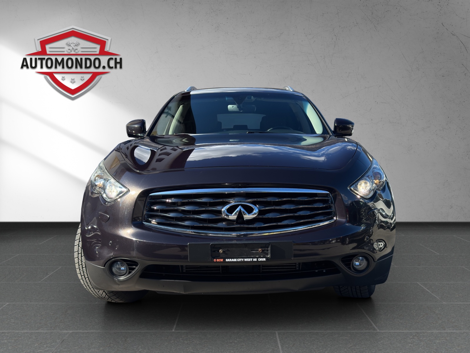 INFINITI FX30d S Premium AWD Automatic-image-2