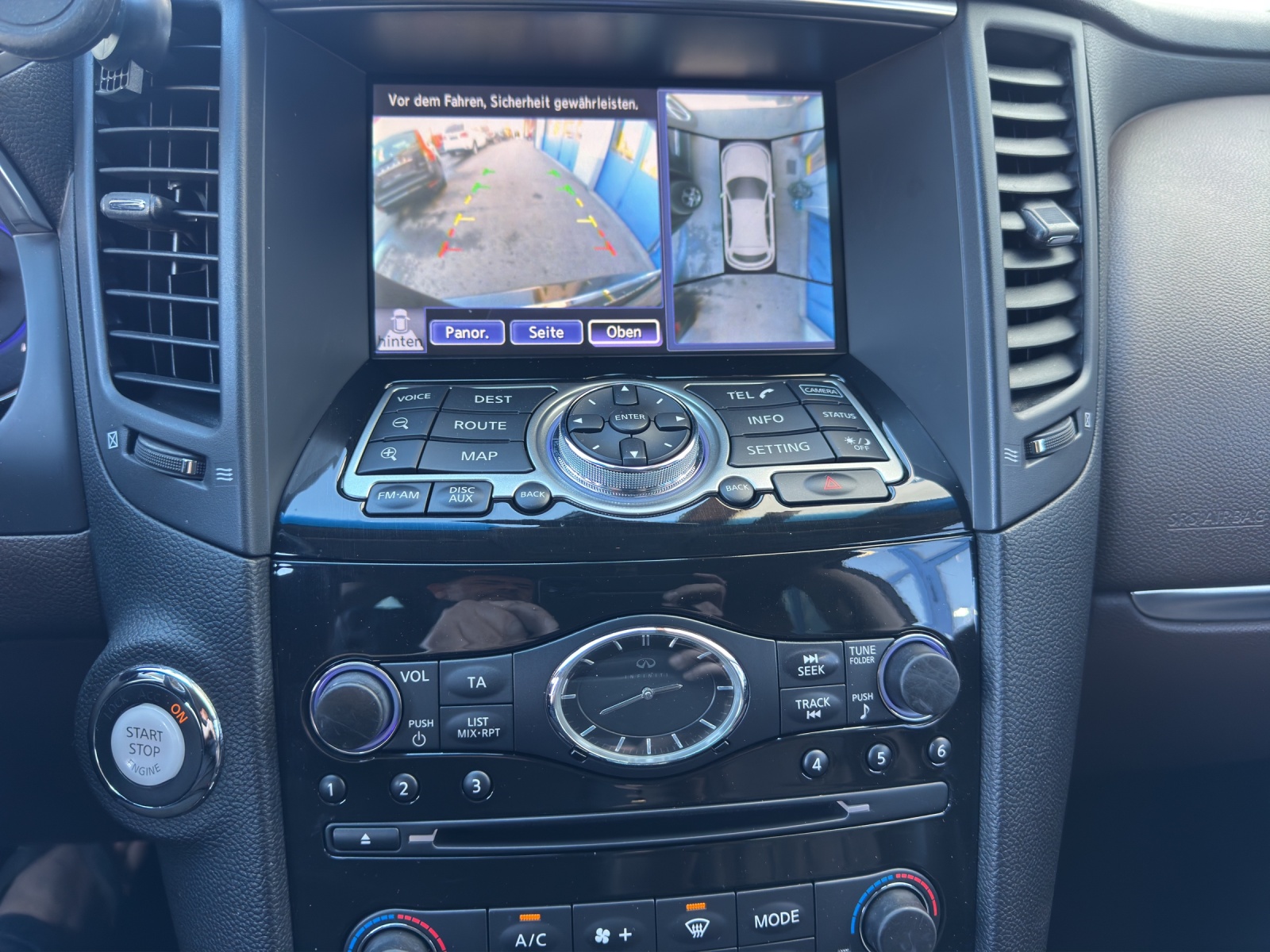 INFINITI FX30d S Premium AWD Automatic-image-9