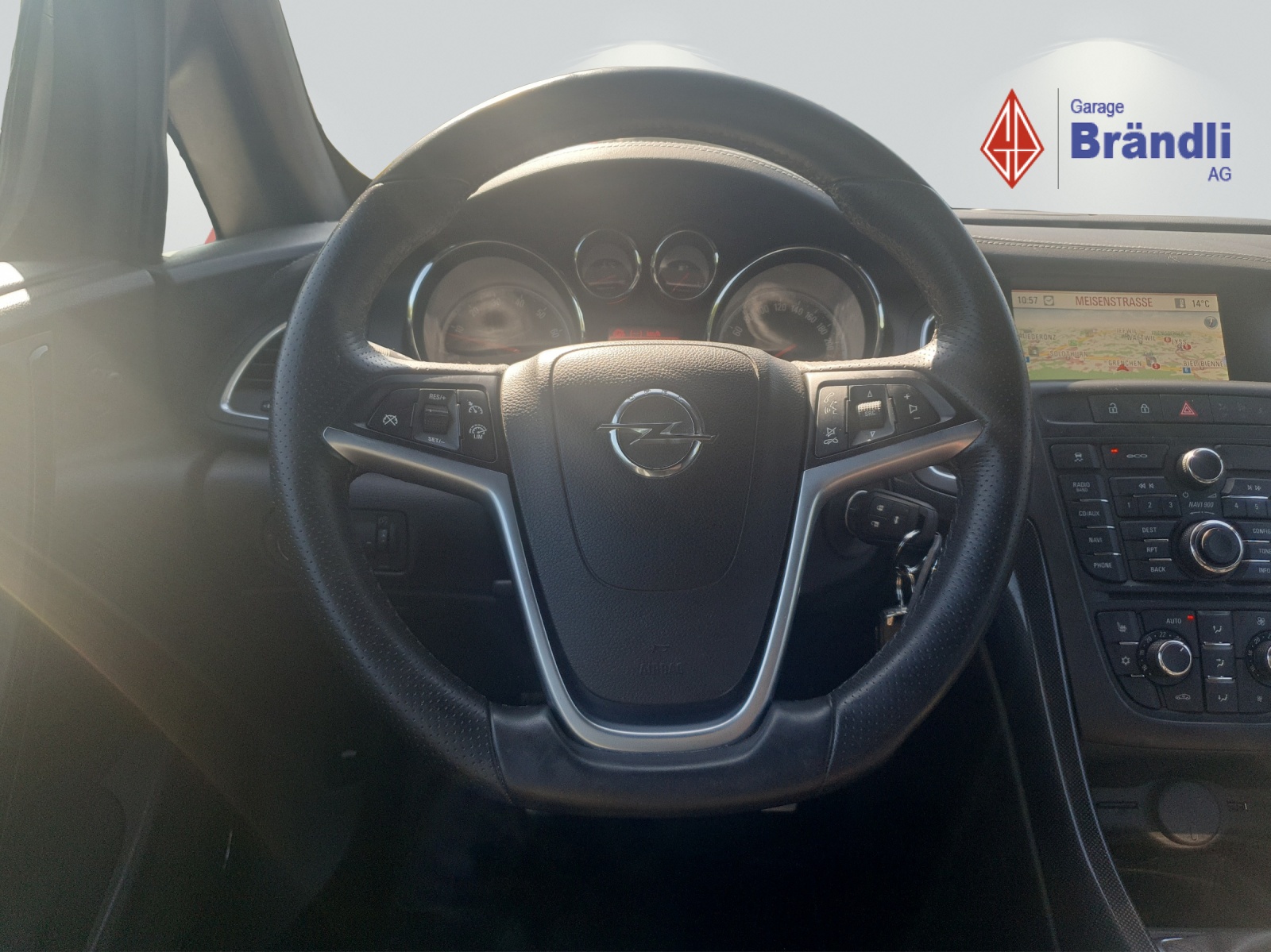 OPEL Cascada 1.4 T eTEC Cosmo S/S-image-12