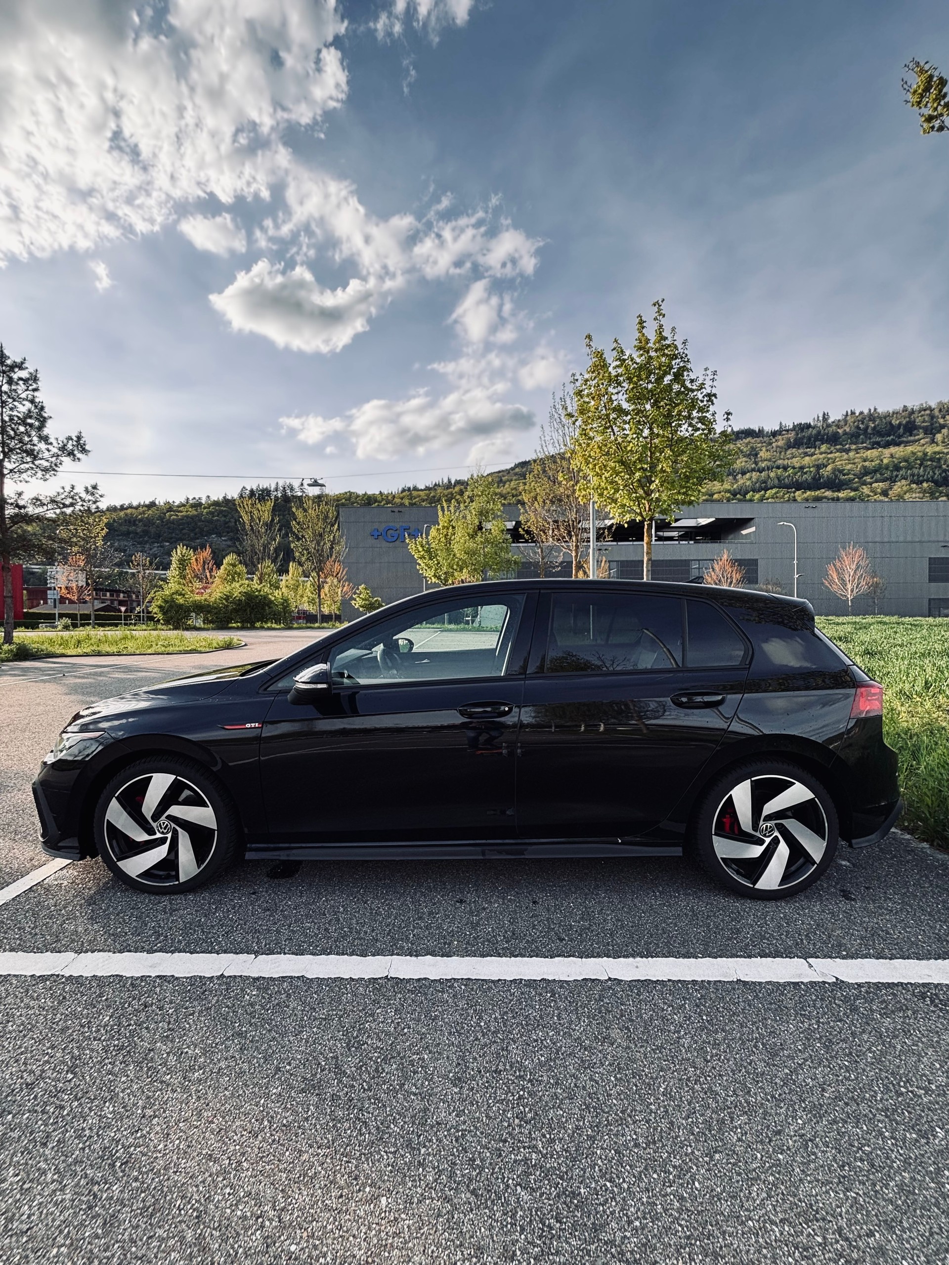 VW VIII GTI-image-1