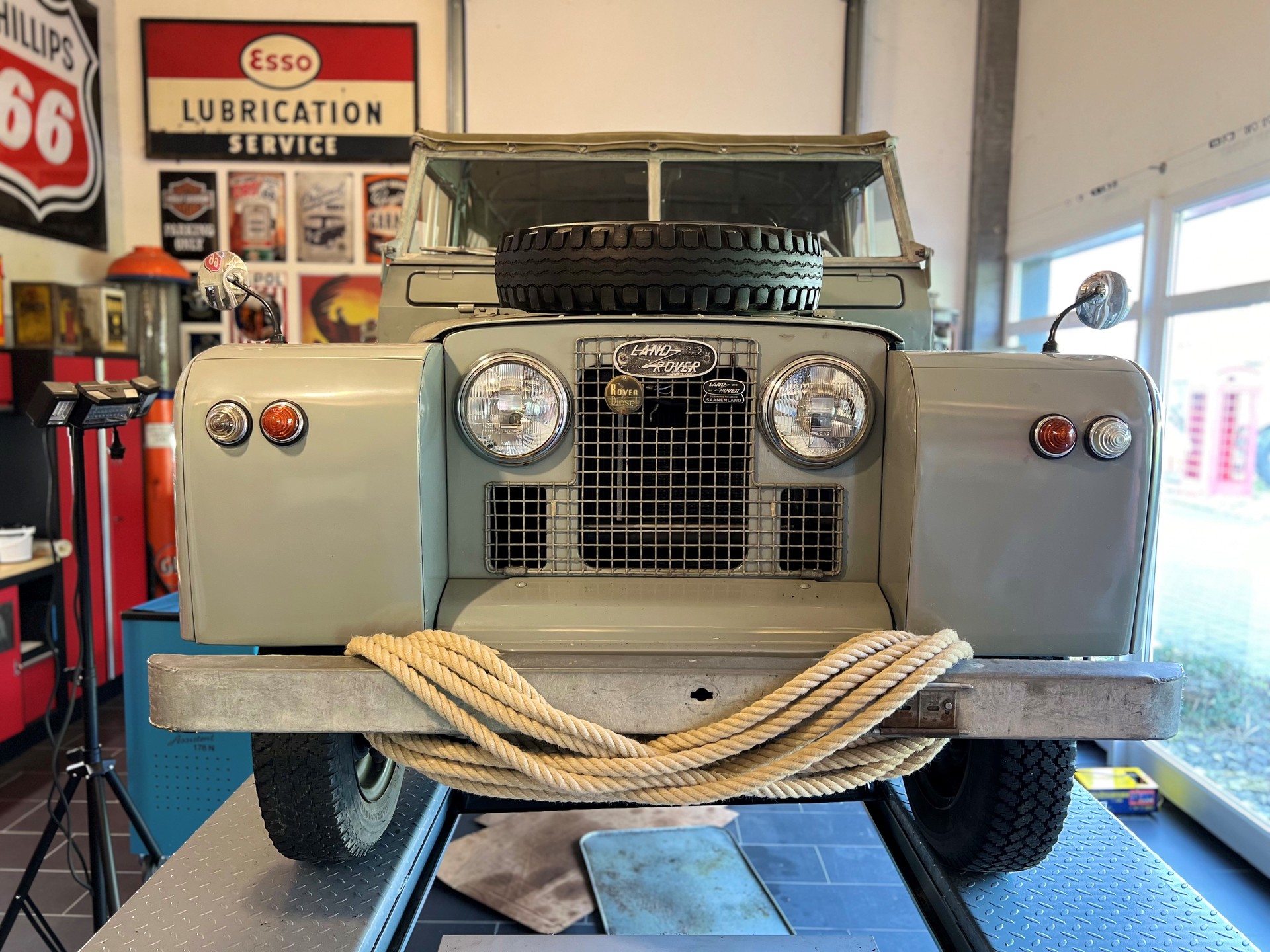 LAND ROVER 88/11 A-image-1