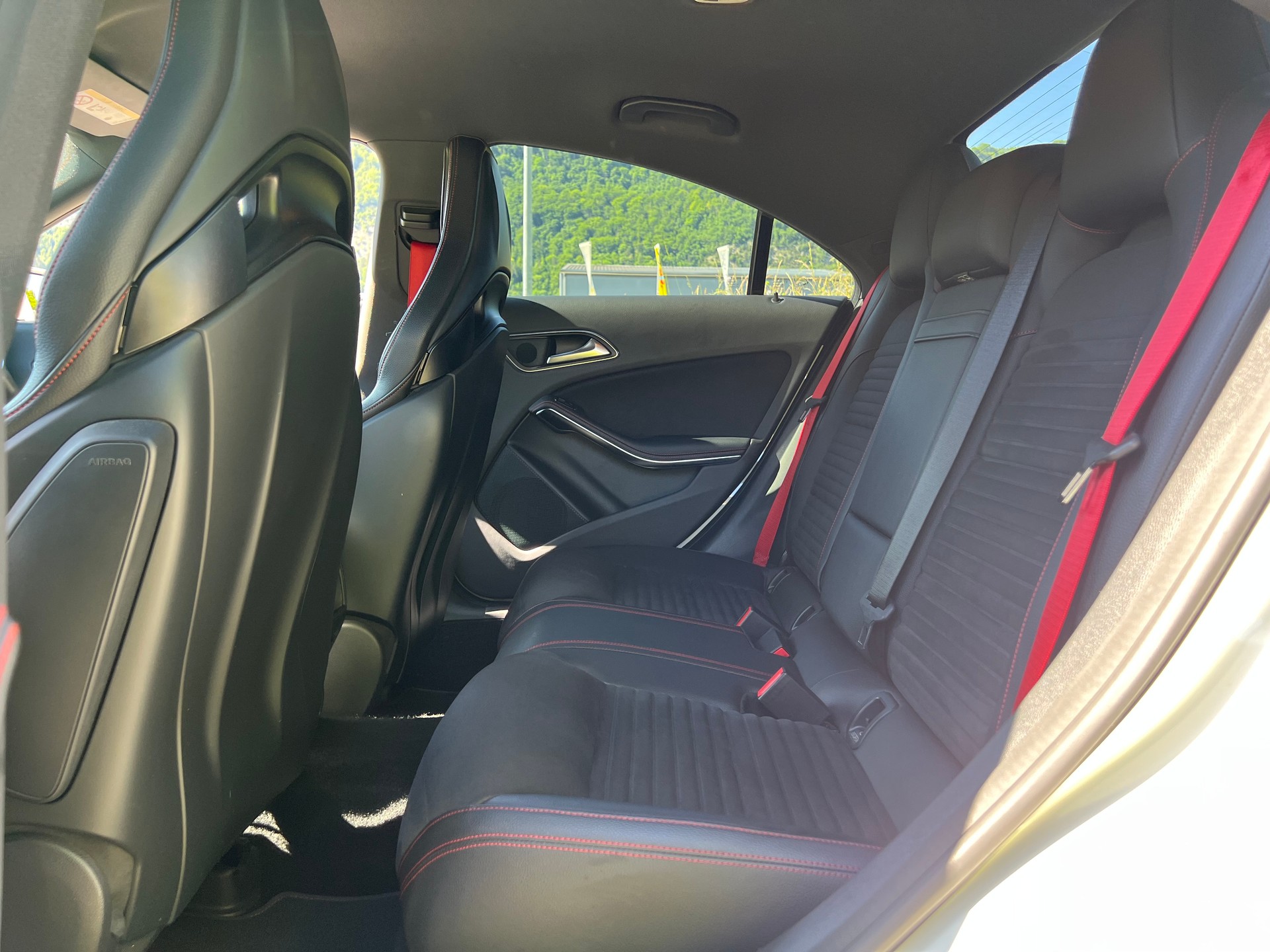 MERCEDES-BENZ CLA 45 AMG 4MATIC "360 PS ALLRAD" FRISCH AB MFK !! VON FRAU GEFAHREN MIT 8 RÄDER.-image-13