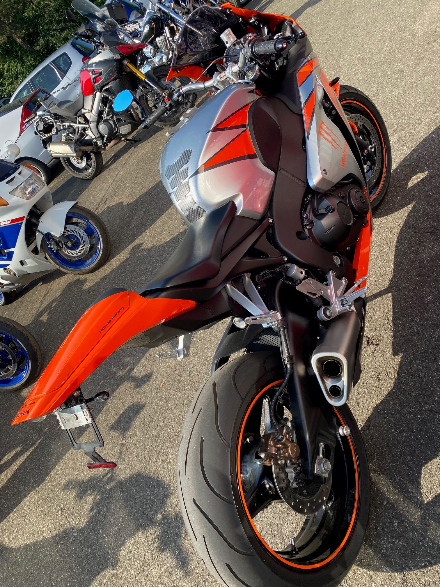 HONDA CBR 1000 RA ABS-showroom-element-2
