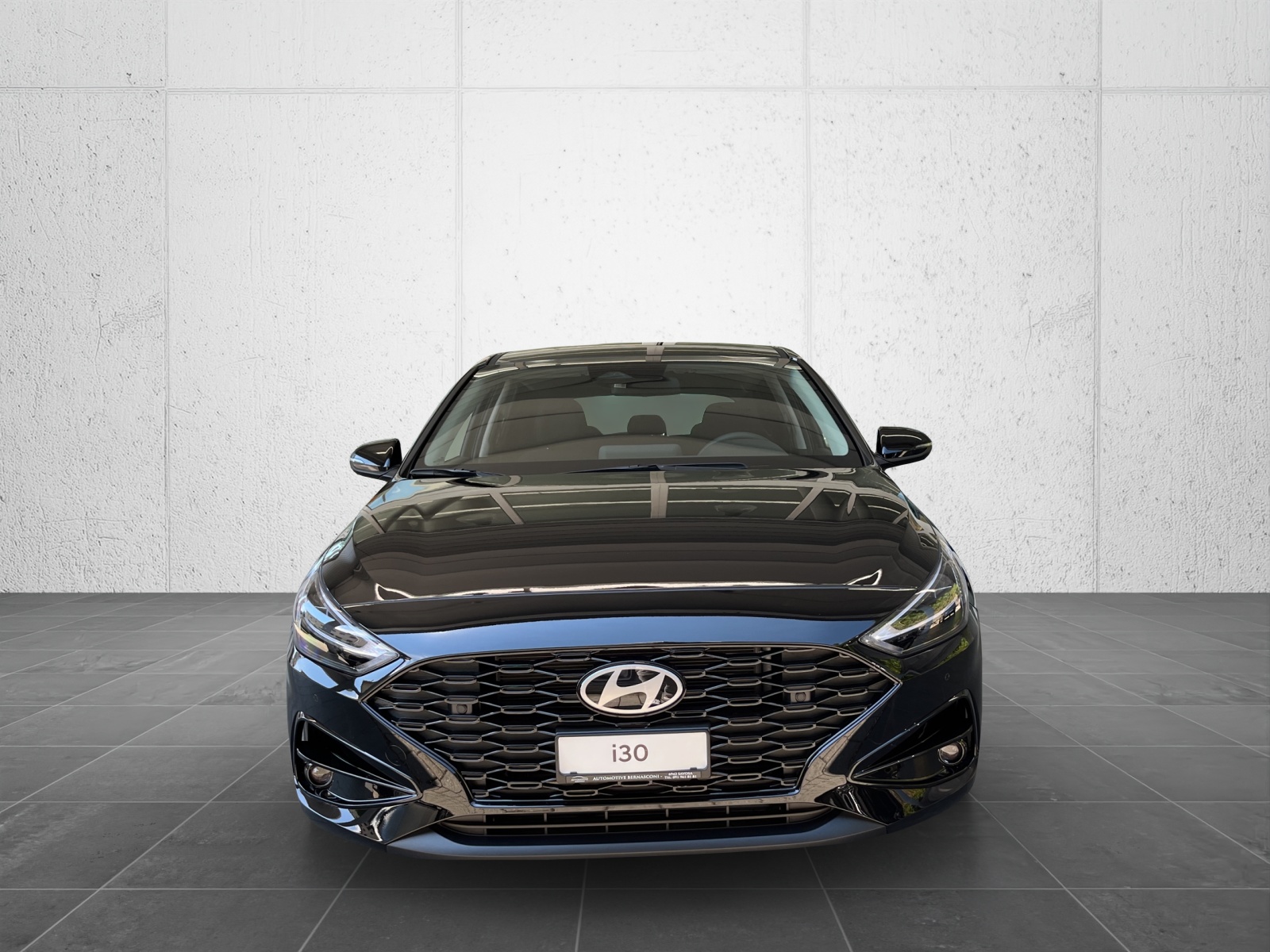 HYUNDAI i30 1.5 T-GDi Amplia 48V MH DCT-image-1