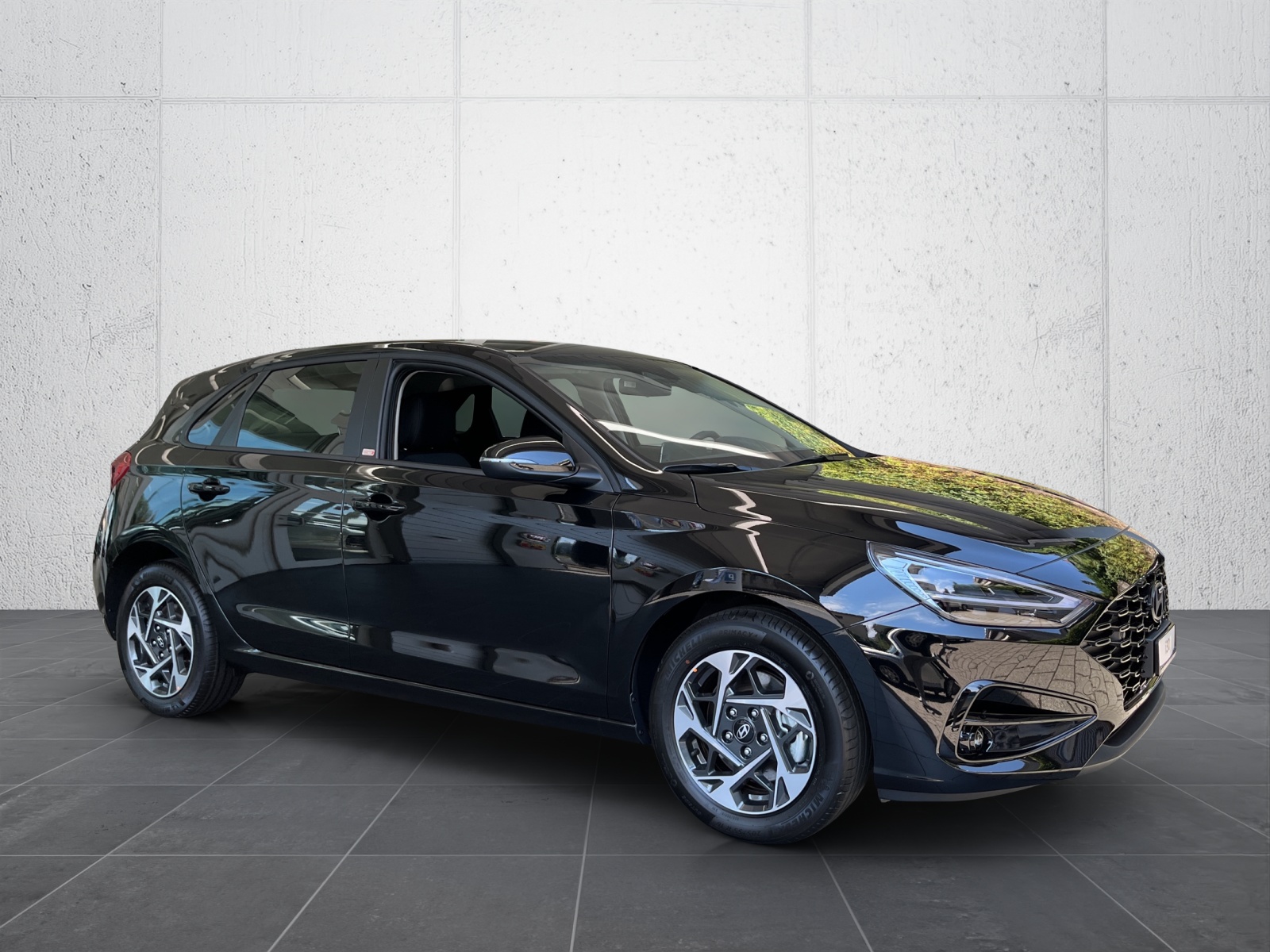HYUNDAI i30 1.5 T-GDi Amplia 48V MH DCT-image-7