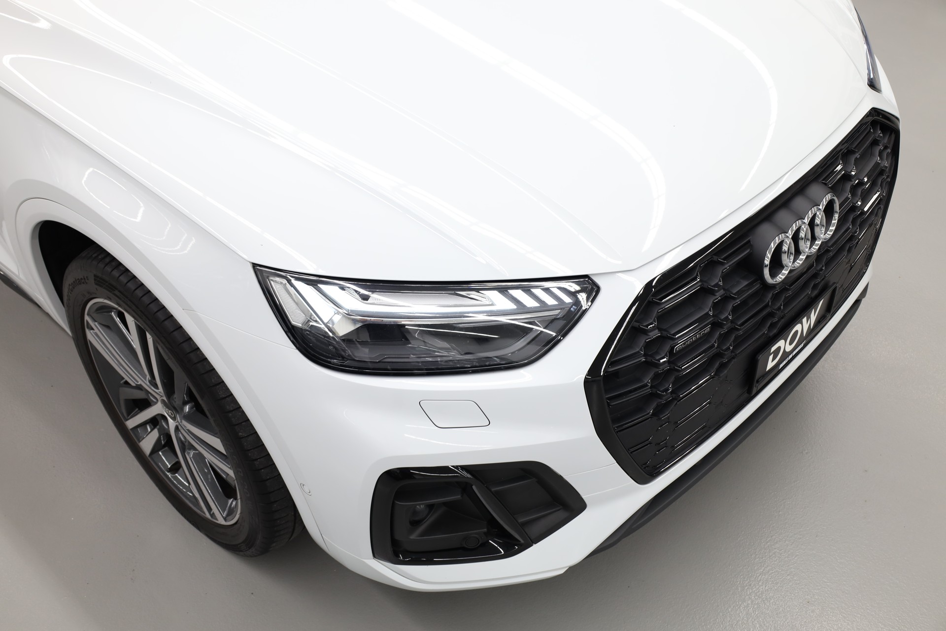 AUDI Q5 2.0 45 TFSI S Line quattro S-Tronic-image-7