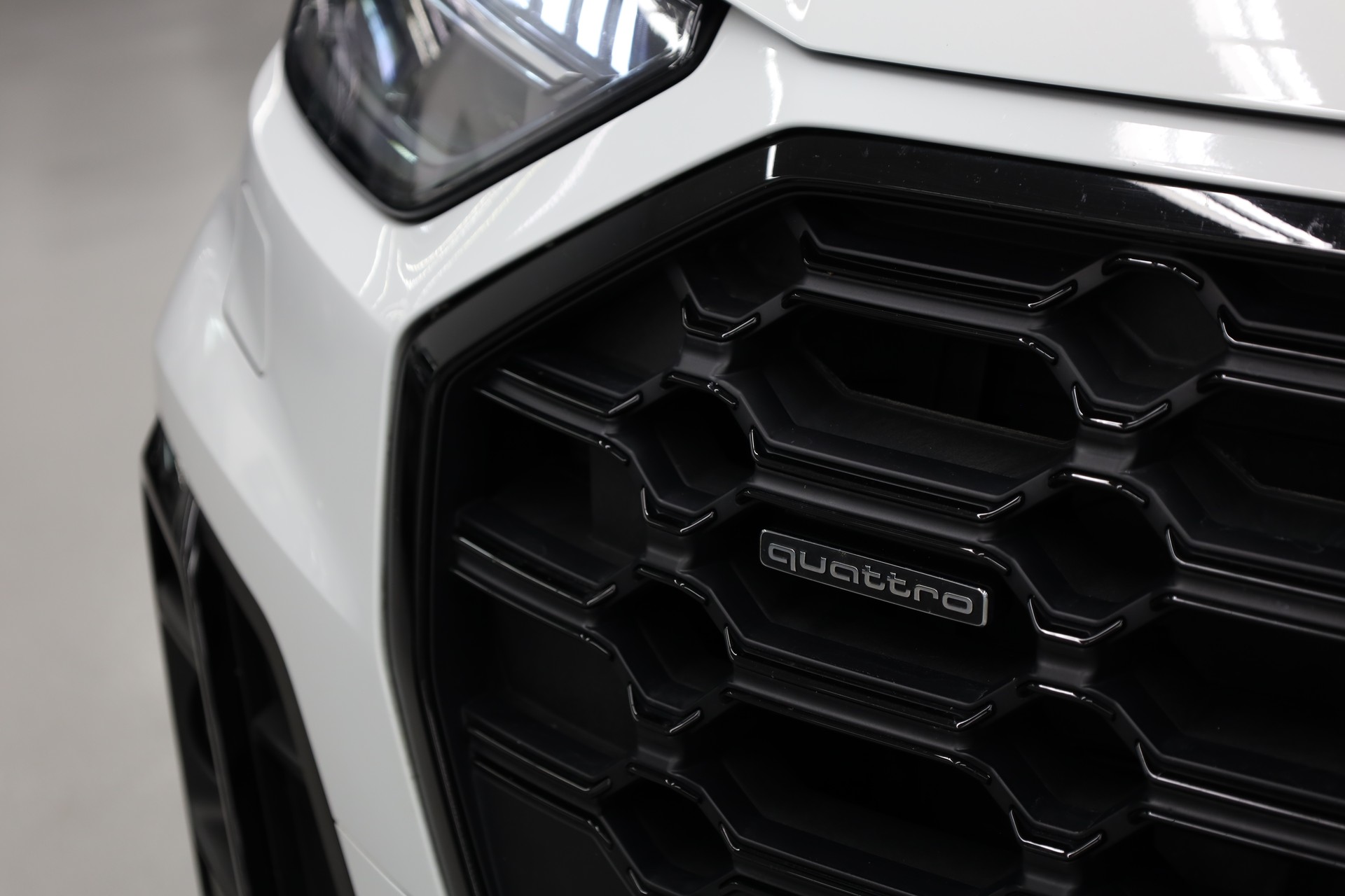 AUDI Q5 2.0 45 TFSI S Line quattro S-Tronic-image-9