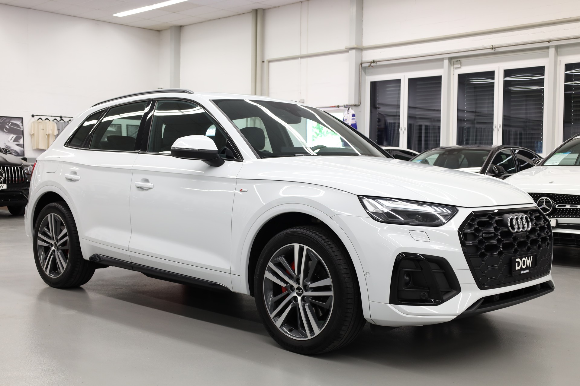 AUDI Q5 2.0 45 TFSI S Line quattro S-Tronic-image-1