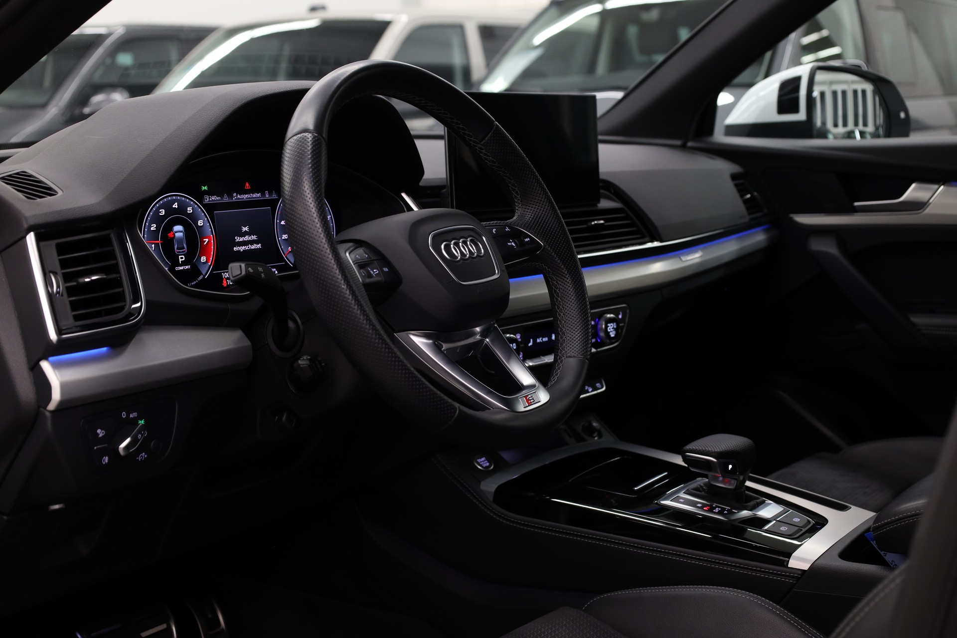 AUDI Q5 2.0 45 TFSI S Line quattro S-Tronic-image-16