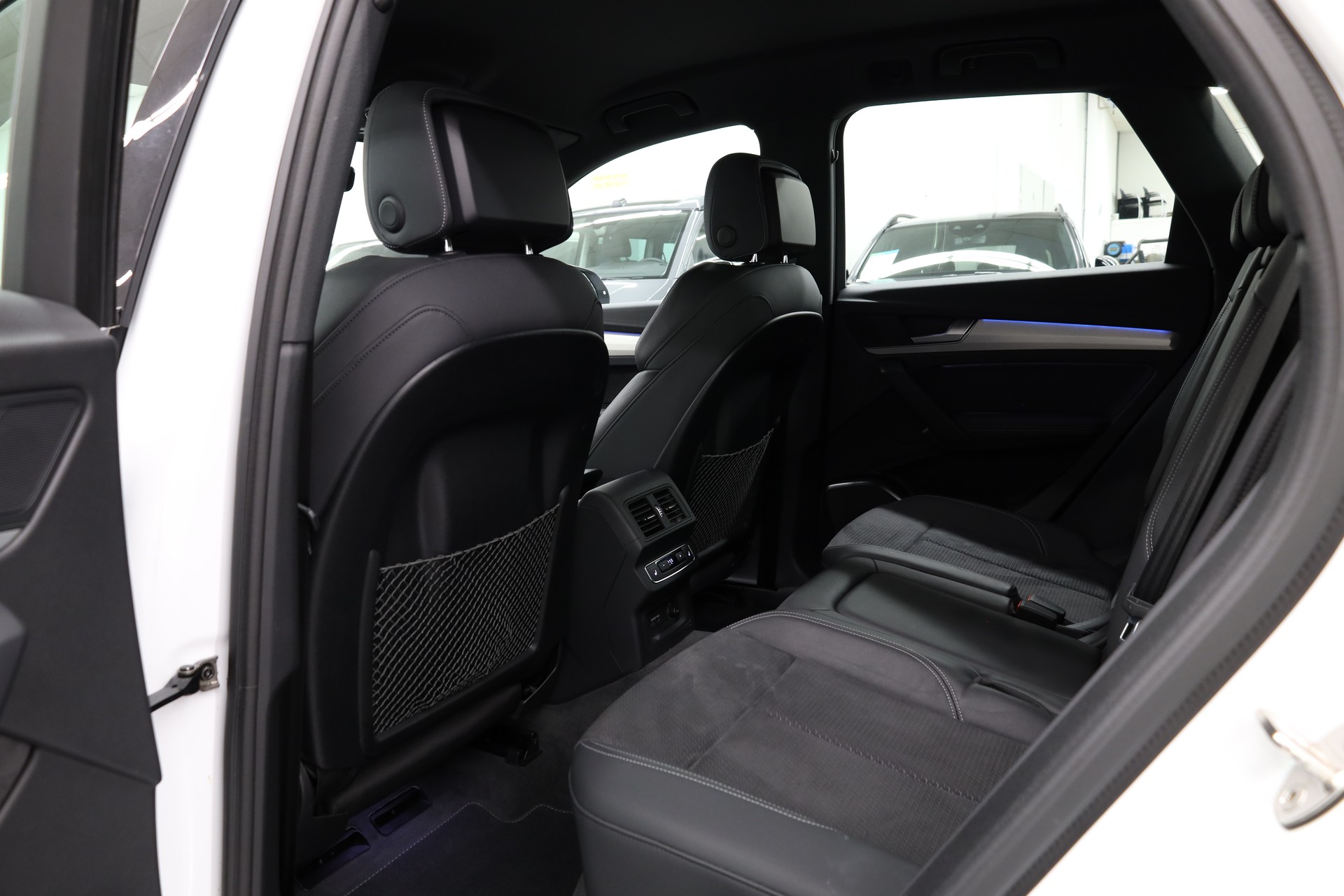 AUDI Q5 2.0 45 TFSI S Line quattro S-Tronic-image-30