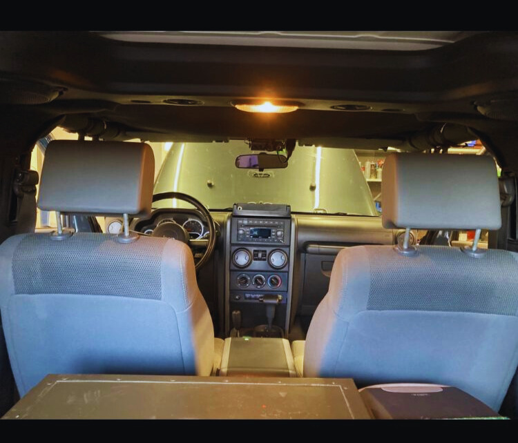 JEEP Wrangler 2.8 CRD Rubicon Automatic-image-4