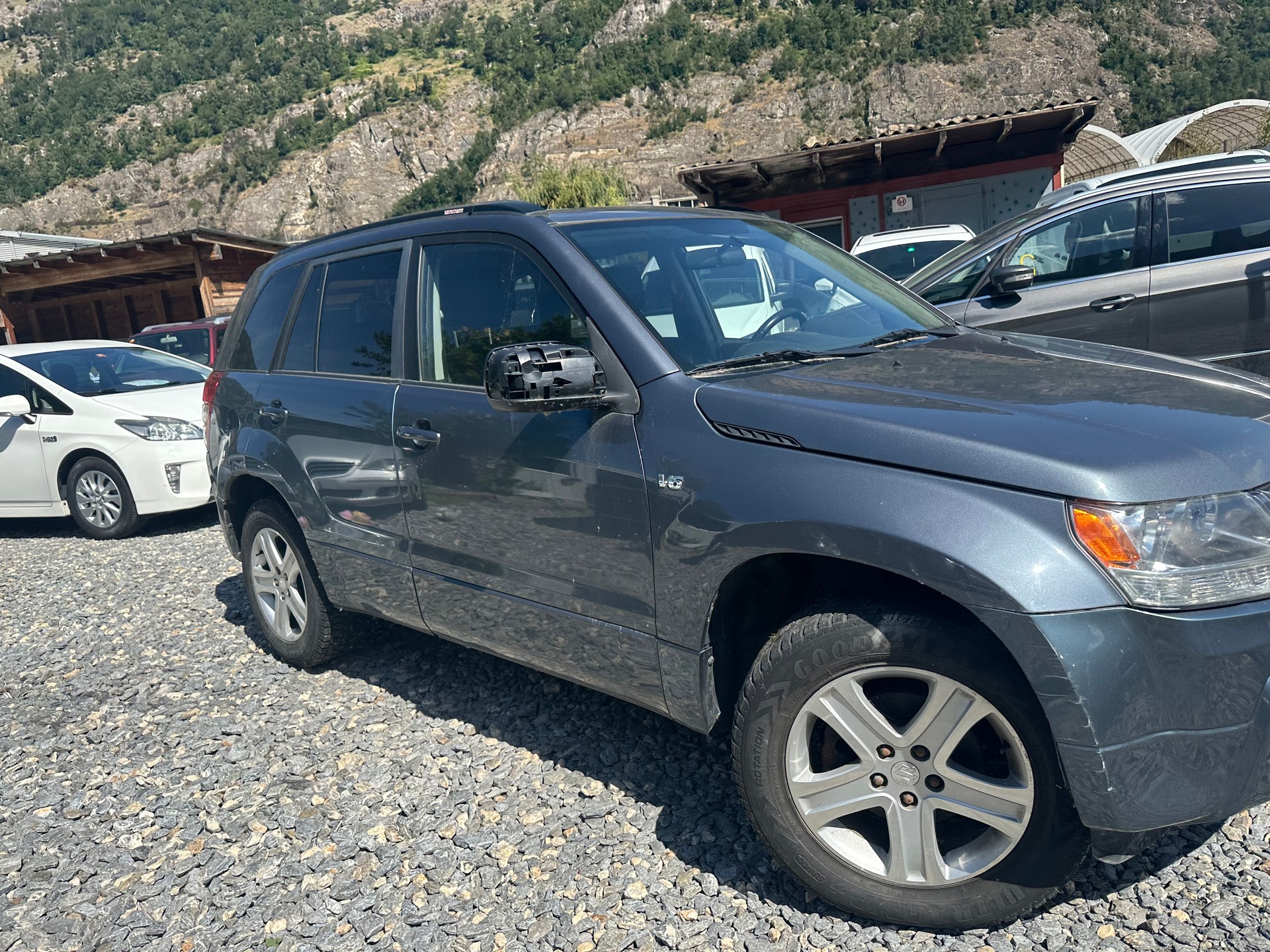SUZUKI Grand Vitara 2.7 24V V6 Top-image-1
