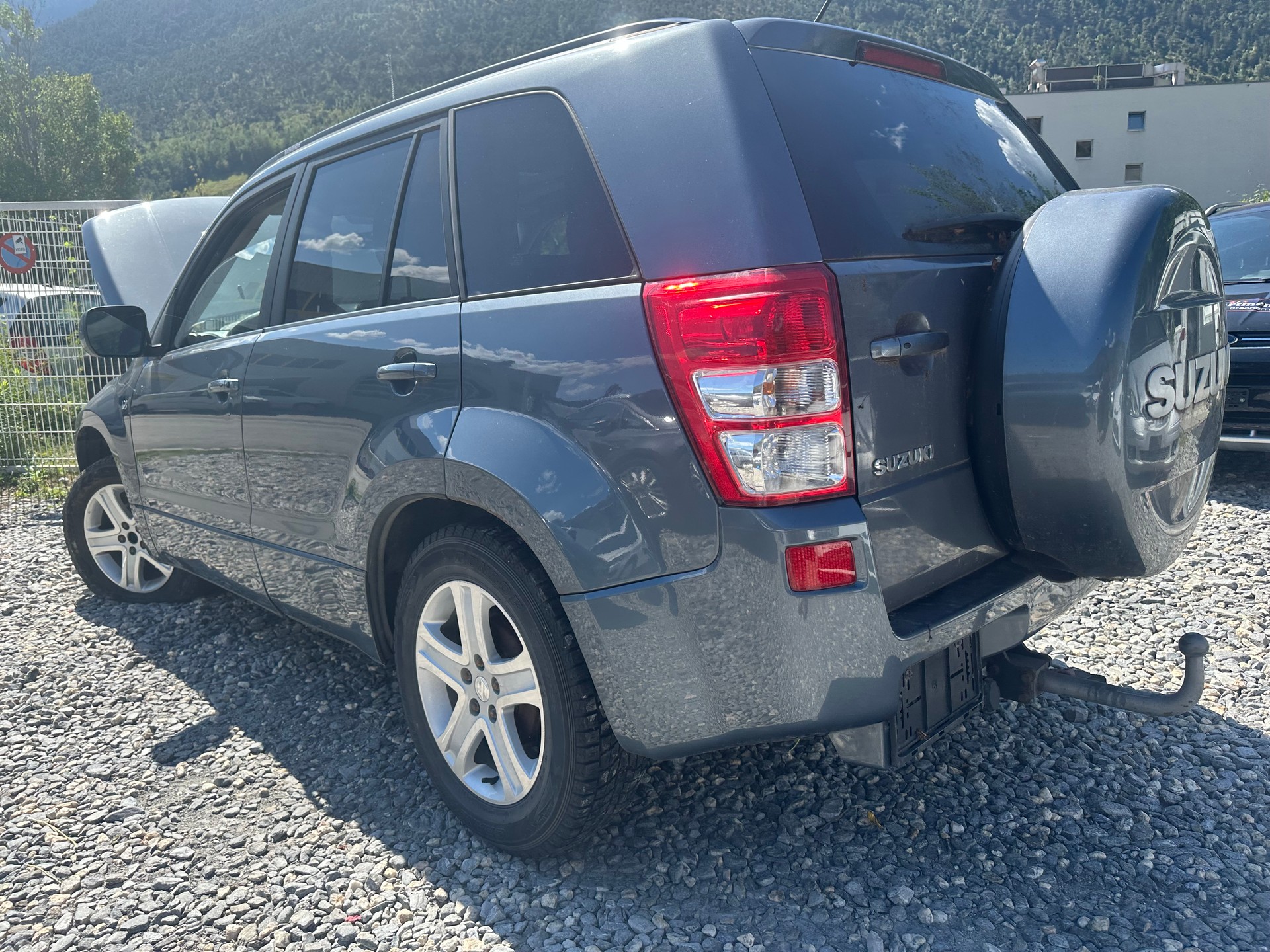 SUZUKI Grand Vitara 2.7 24V V6 Top-image-0