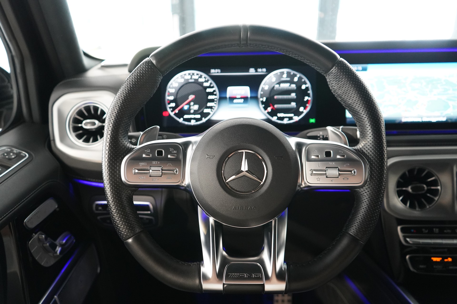 MERCEDES-BENZ G 63 AMG Speedshift Plus G-Tronic / CH-Fahrzeug-image-7