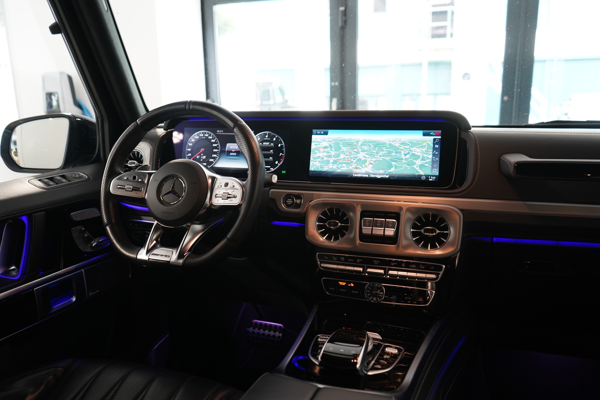 MERCEDES-BENZ G 63 AMG Speedshift Plus G-Tronic / CH-Fahrzeug-image-12