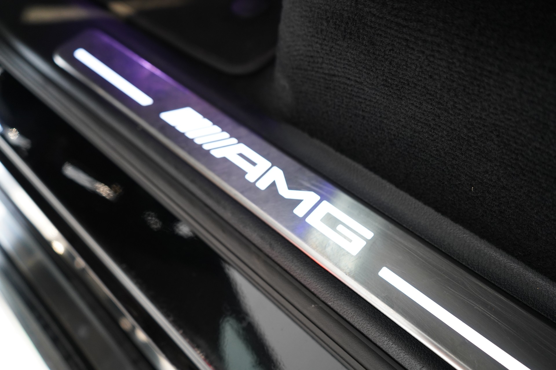 MERCEDES-BENZ G 63 AMG Speedshift Plus G-Tronic / CH-Fahrzeug-image-14