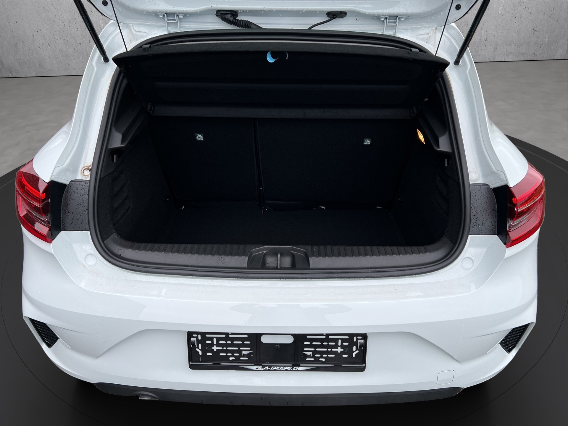 MITSUBISHI COLT 1.0 Inform 65 HP-image-12
