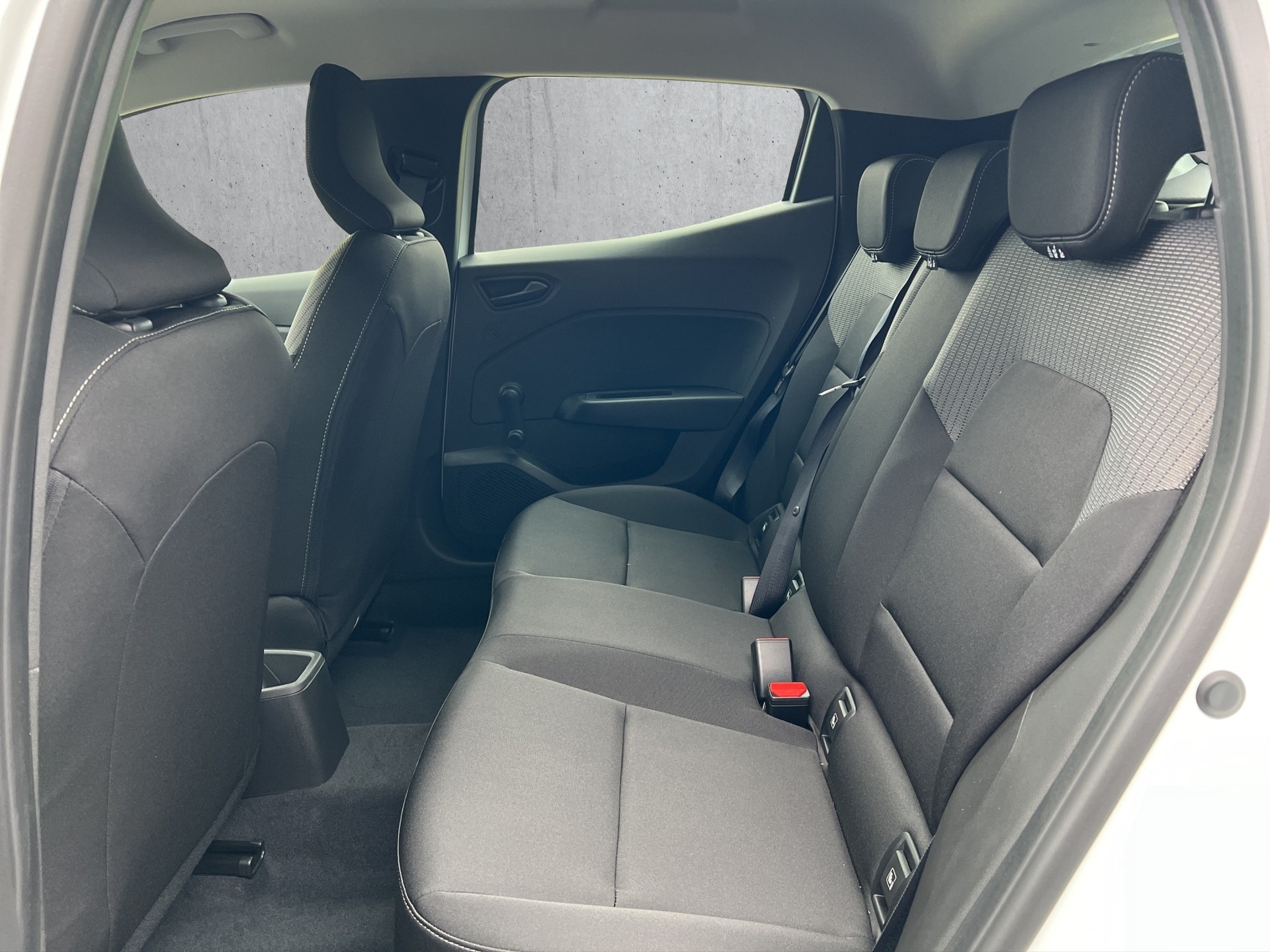 MITSUBISHI COLT 1.0 Inform 65 HP-image-11