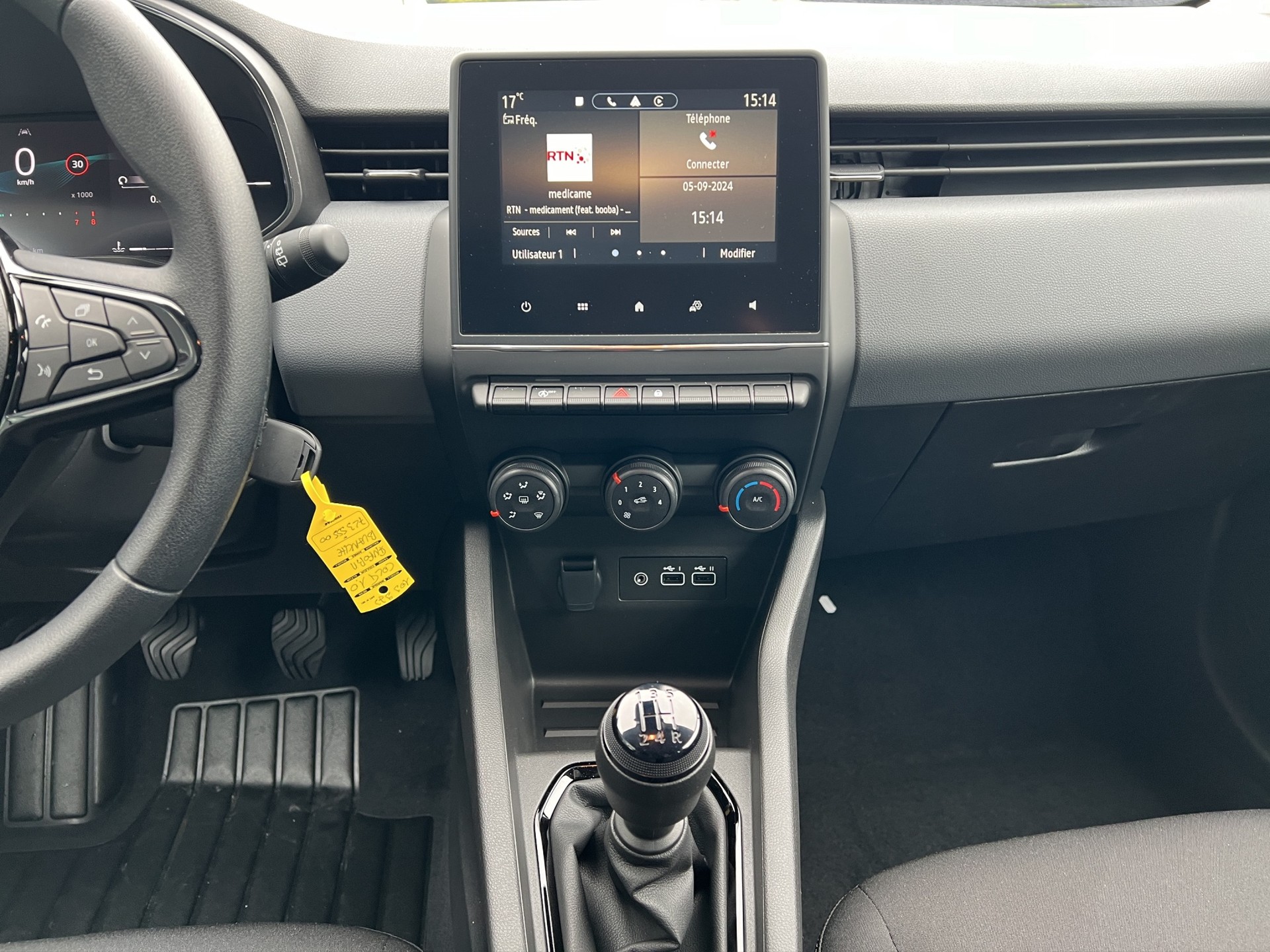 MITSUBISHI COLT 1.0 Inform 65 HP-image-9