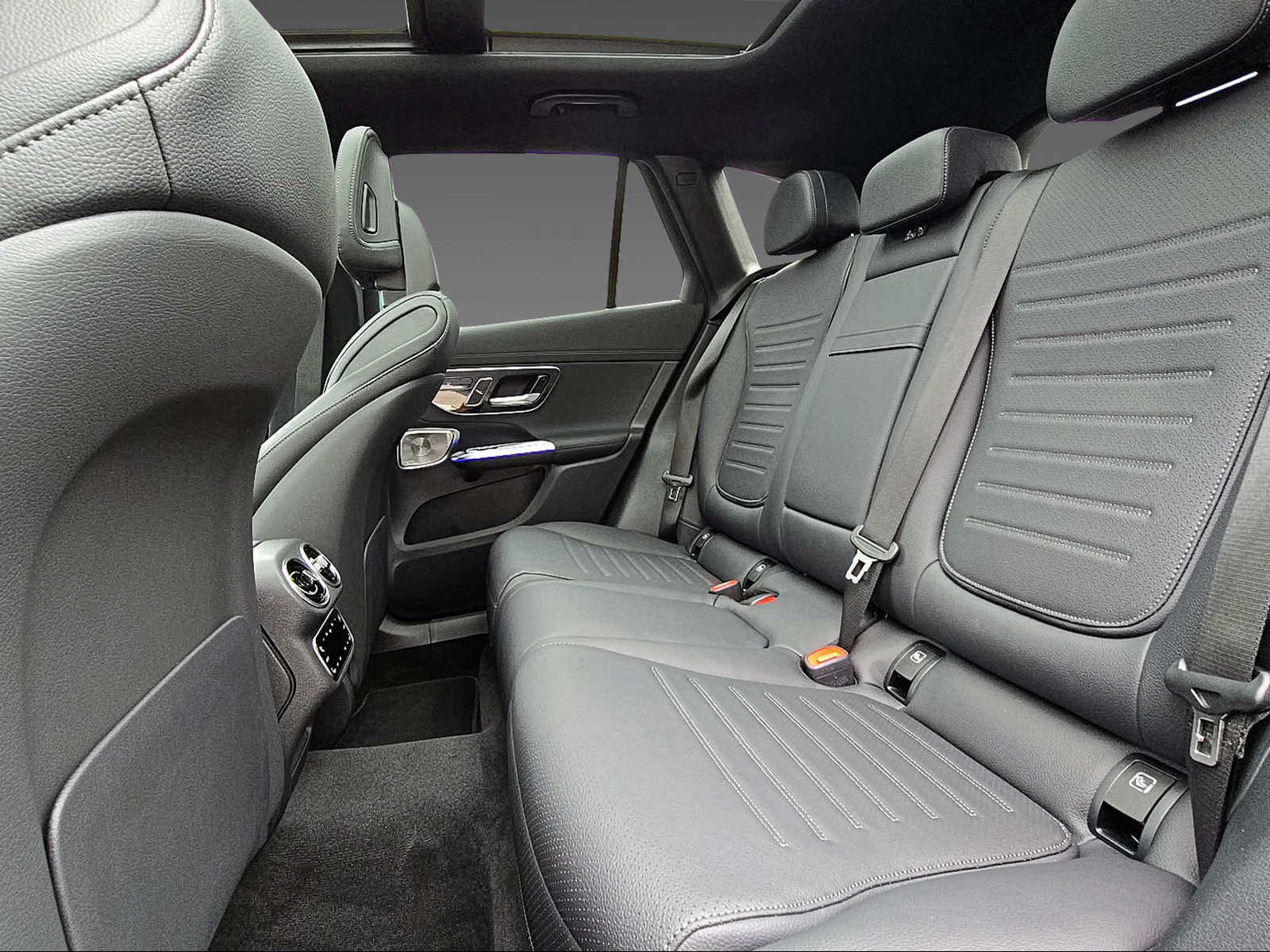MERCEDES-BENZ GLC 220 d 4Matic-image-10