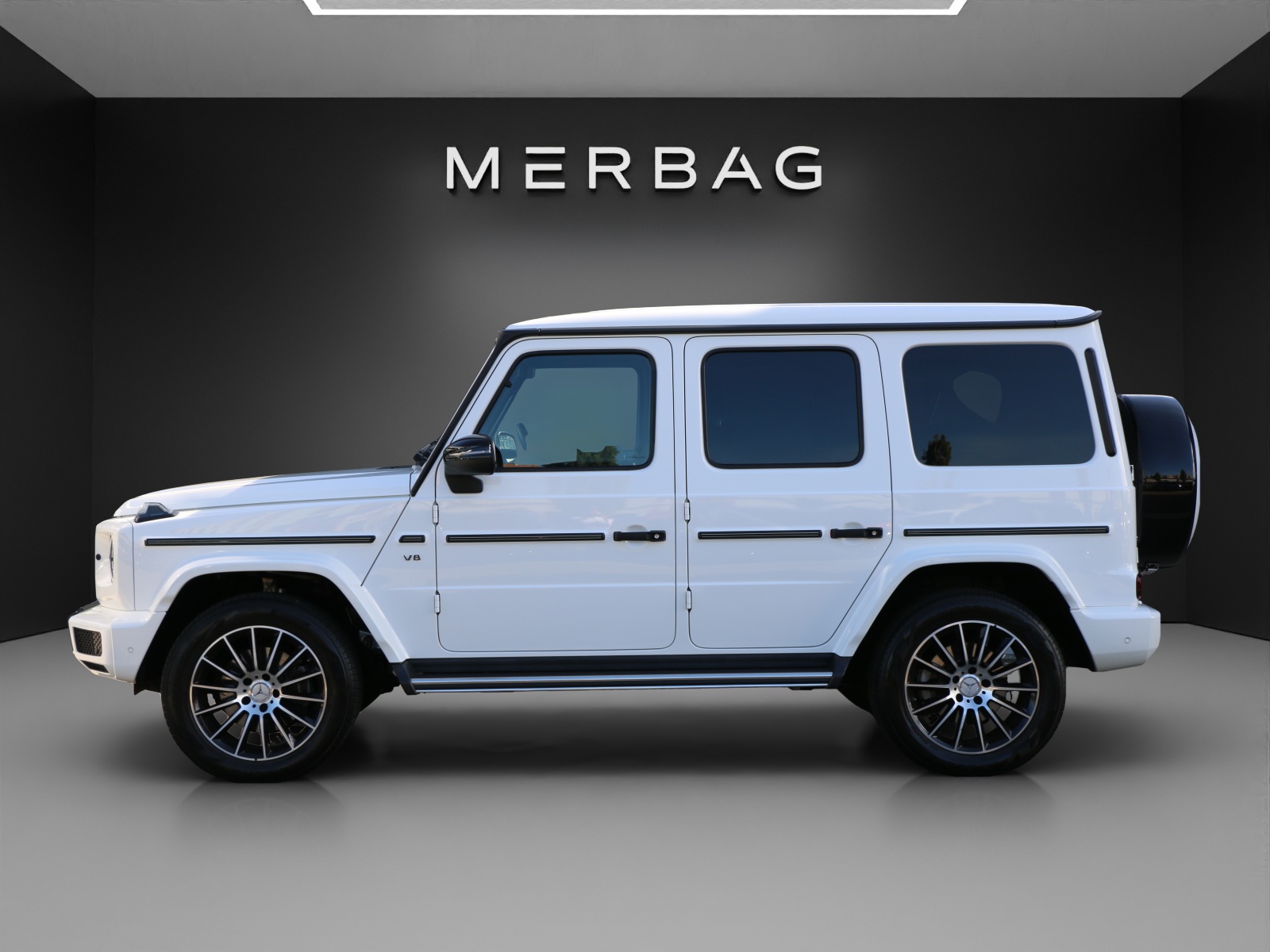 MERCEDES-BENZ G 500 AMG Line-image-1