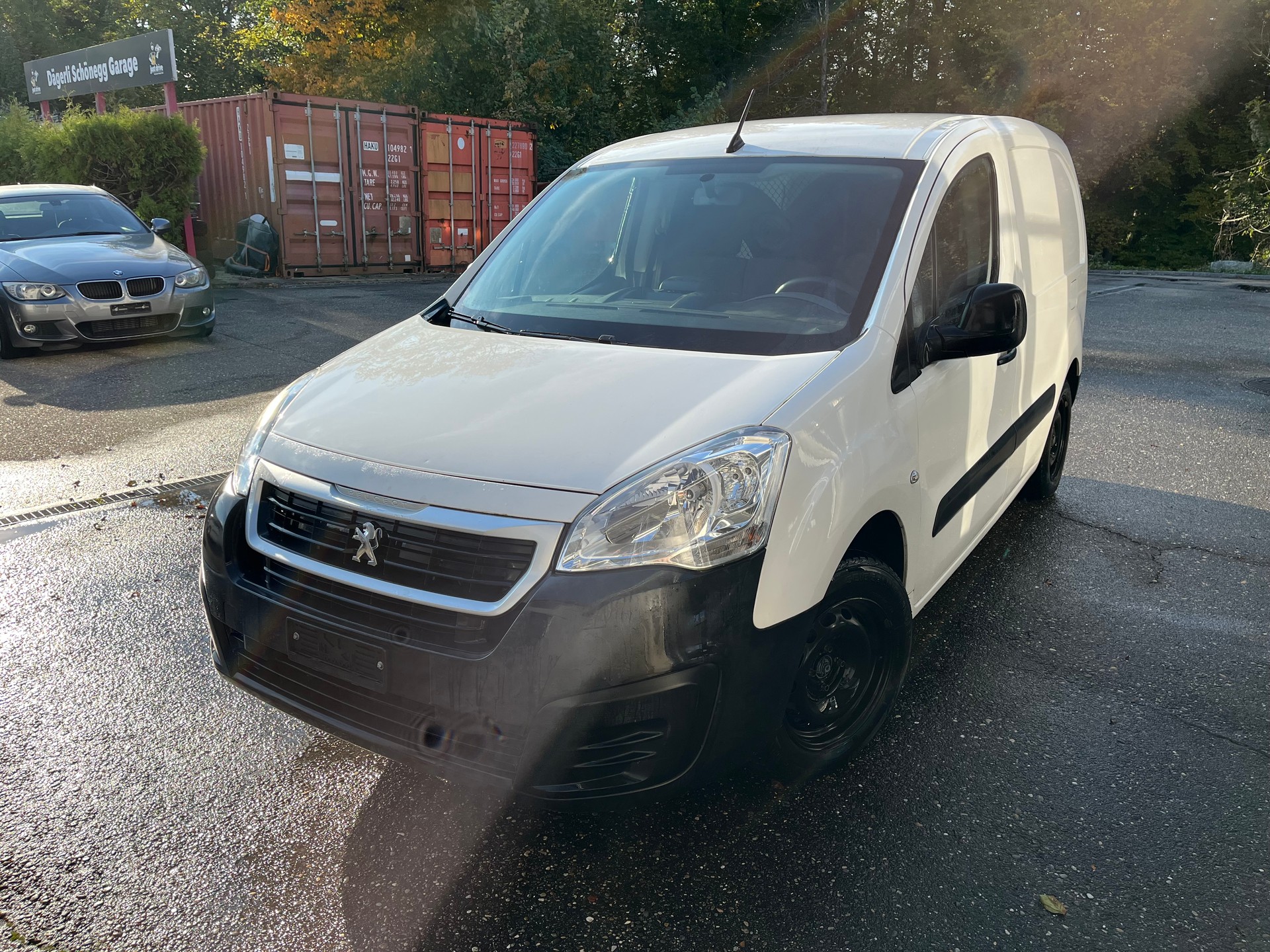 PEUGEOT Partner 1.6BlueHDI Allure