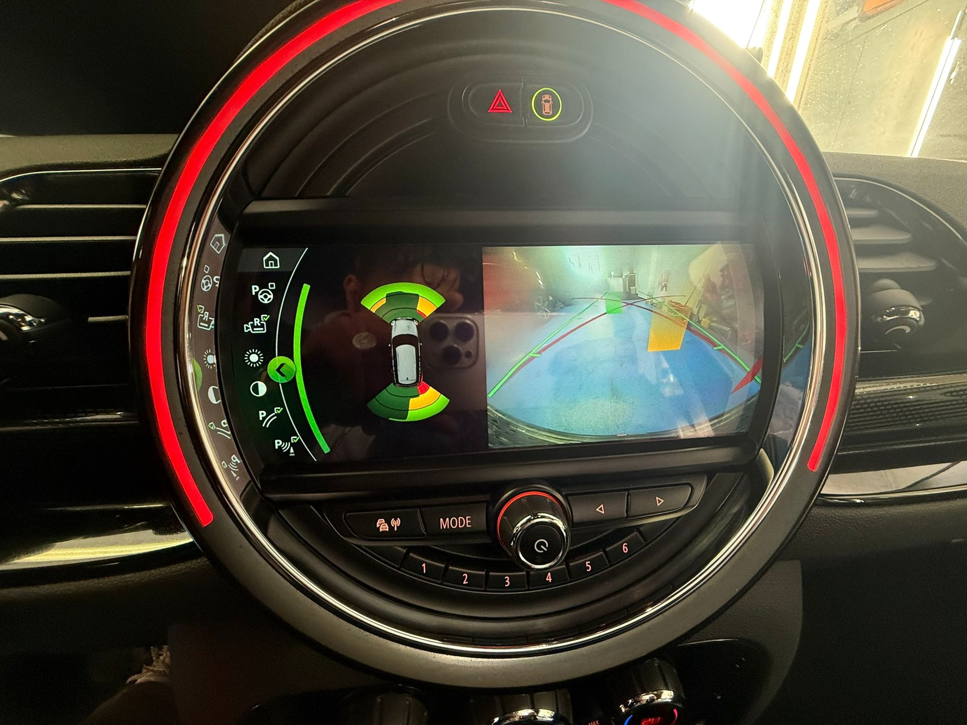 MINI Clubman Cooper SD ALL4 Steptronic-image-11