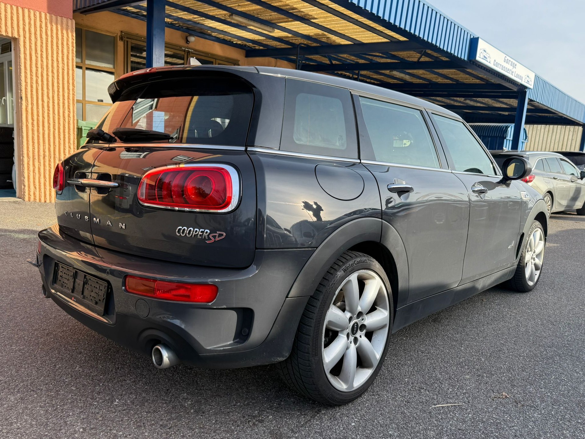 MINI Clubman Cooper SD ALL4 Steptronic-image-5