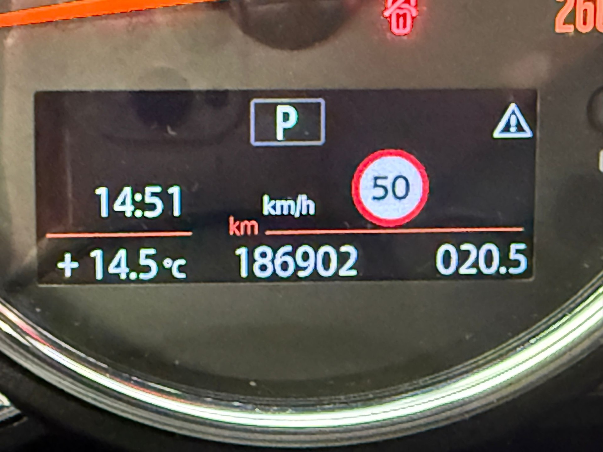 MINI Clubman Cooper SD ALL4 Steptronic-image-13
