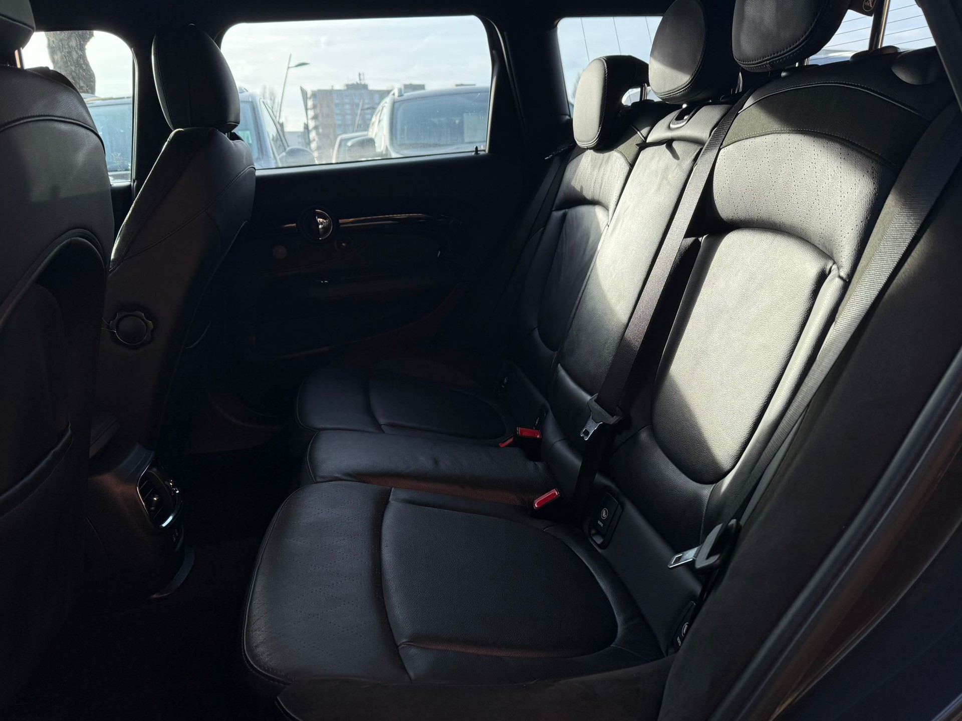 MINI Clubman Cooper SD ALL4 Steptronic-image-10