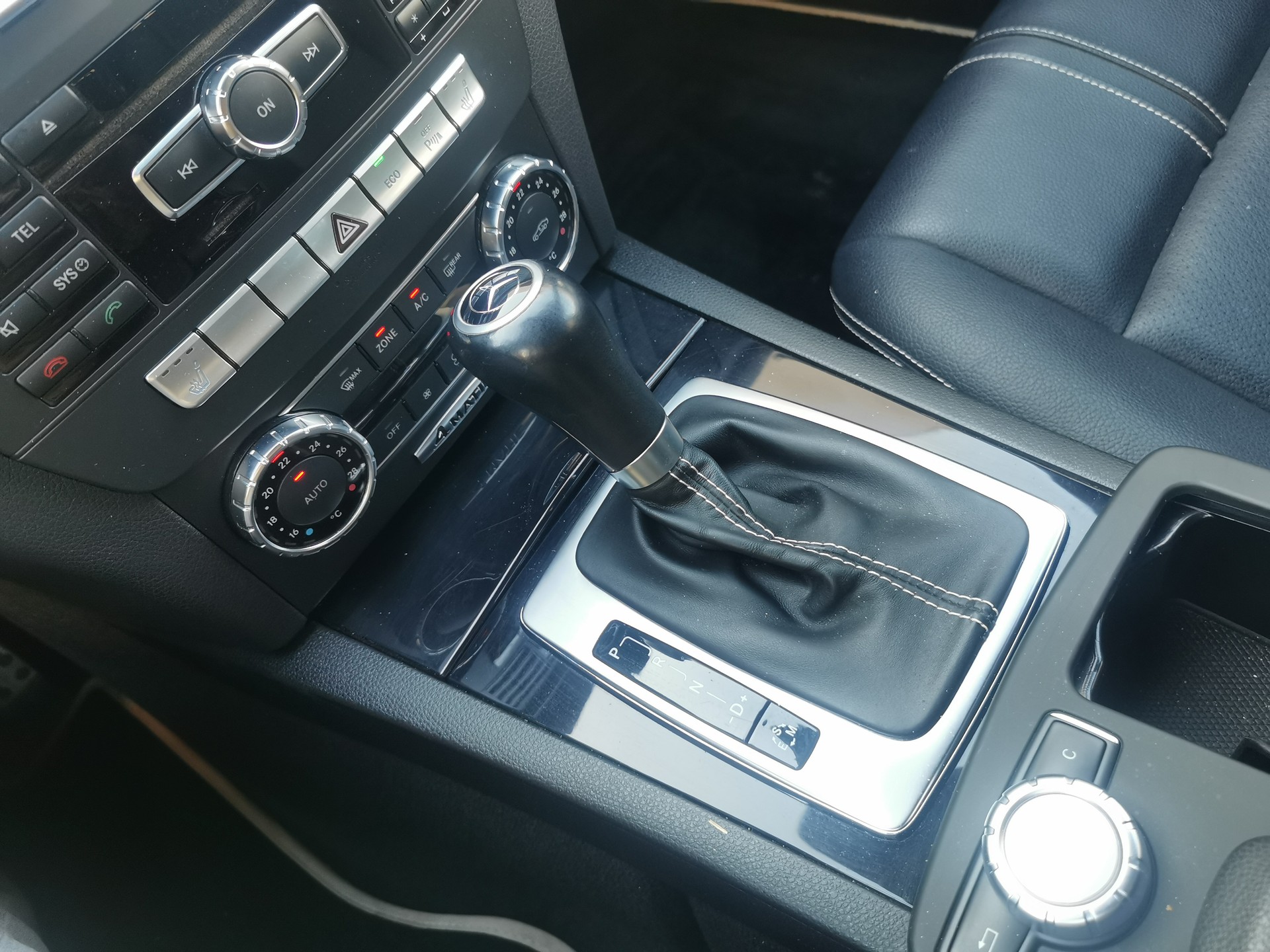 MERCEDES-BENZ C 250 CDI 4Matic 7G-Tronic-image-4