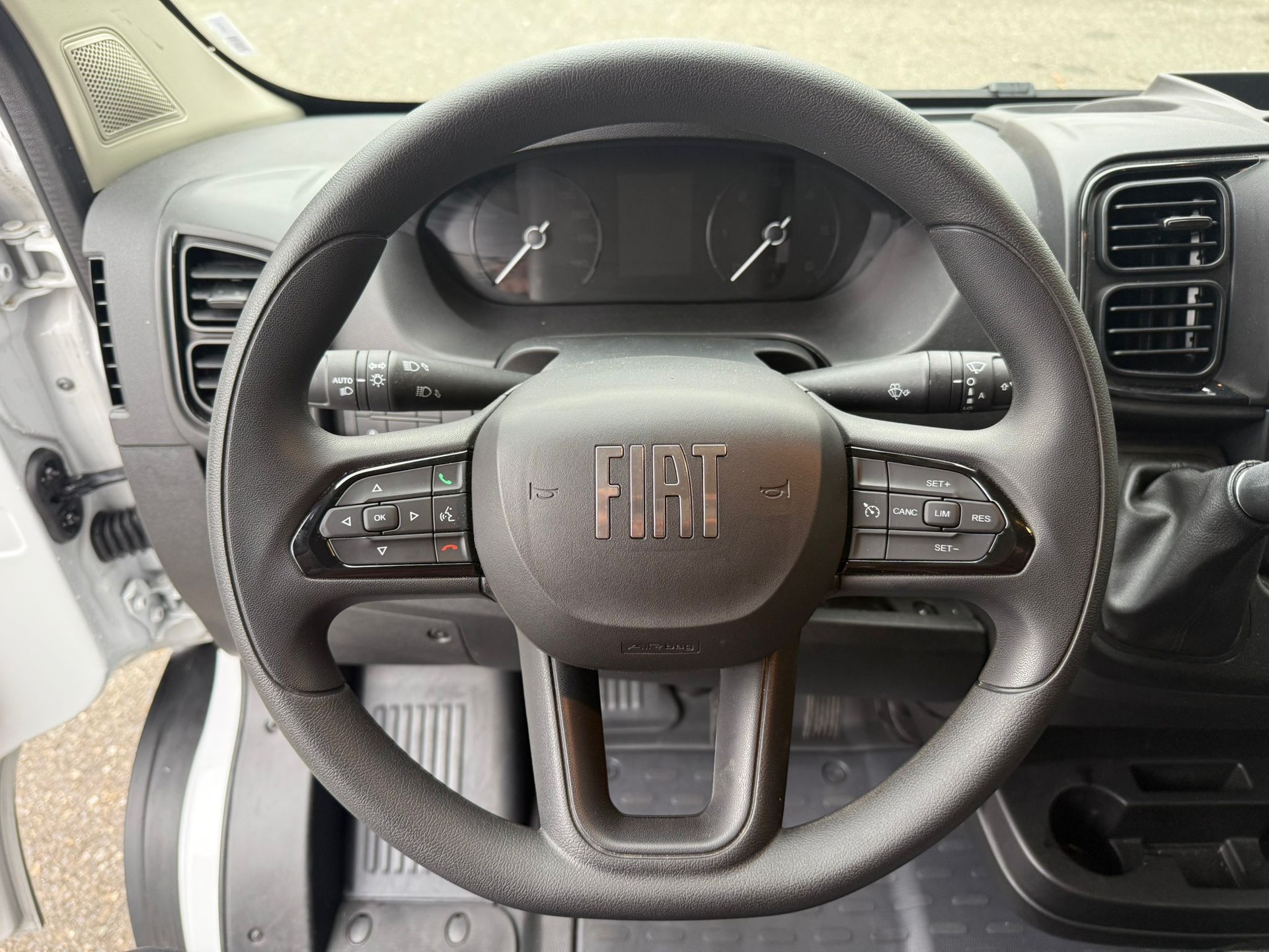 FIAT Ducato Maxi 35 L4H2 A8-image-10