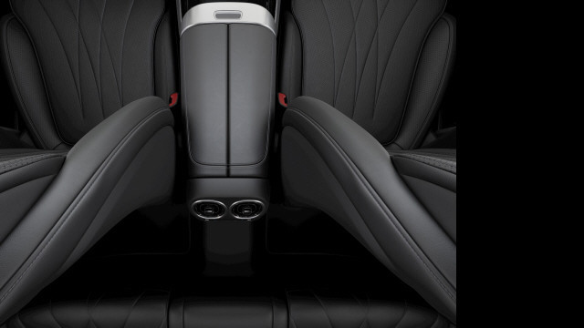 MERCEDES-BENZ GLC 450d 4M 9G-Tronic-image-12